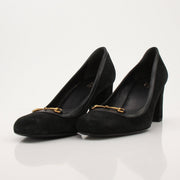 Gold & Beyond Gucci Horsebit leather loafers shoes featuring classic design and sleek craftsmanship.