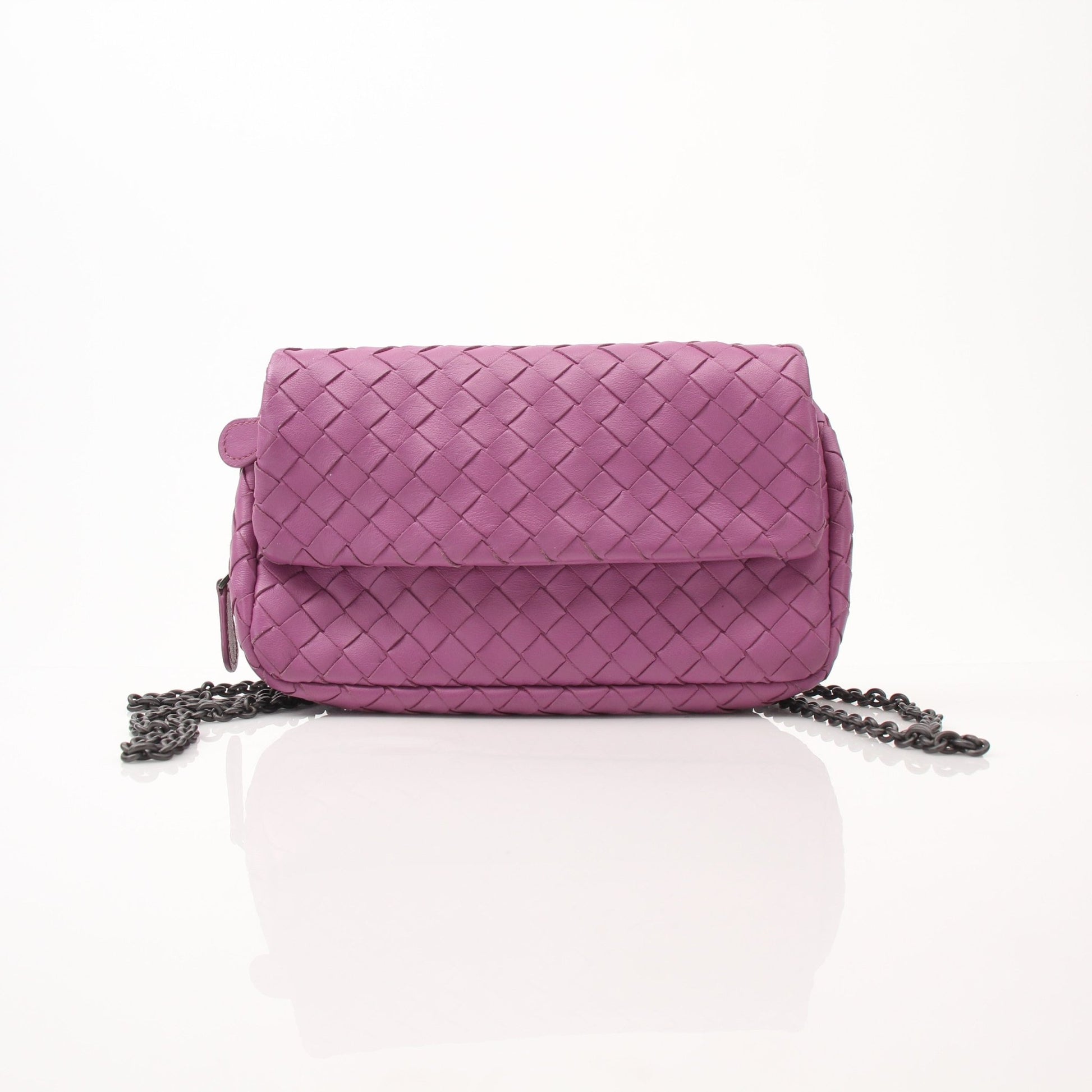 Gold & Beyond Bottega Veneta expandable chain flap handbag with leather and metal details, stylish and versatile accessory.