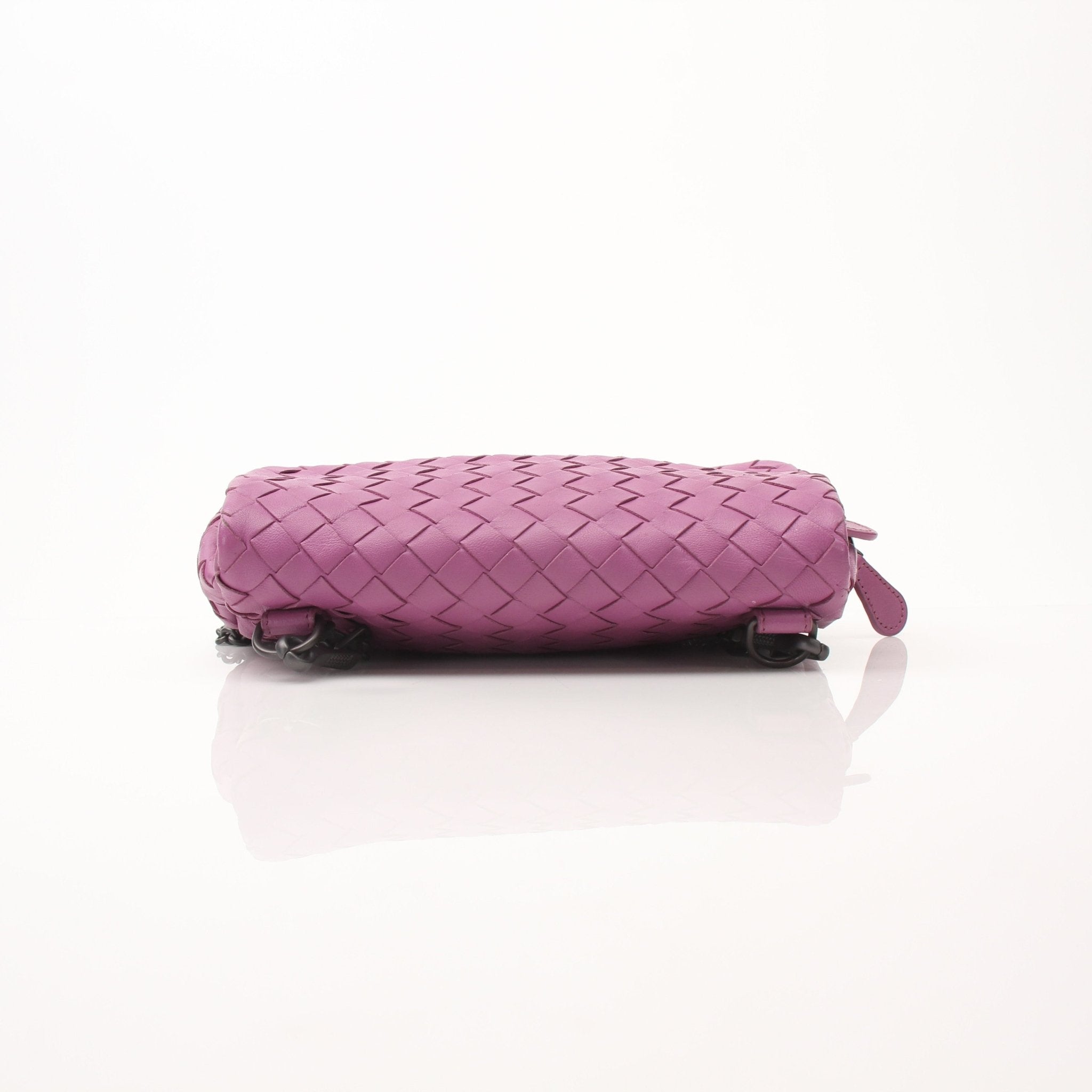 Gold & Beyond Bottega Veneta expandable chain flap handbag with leather and metal details, featuring a sleek, modern design.