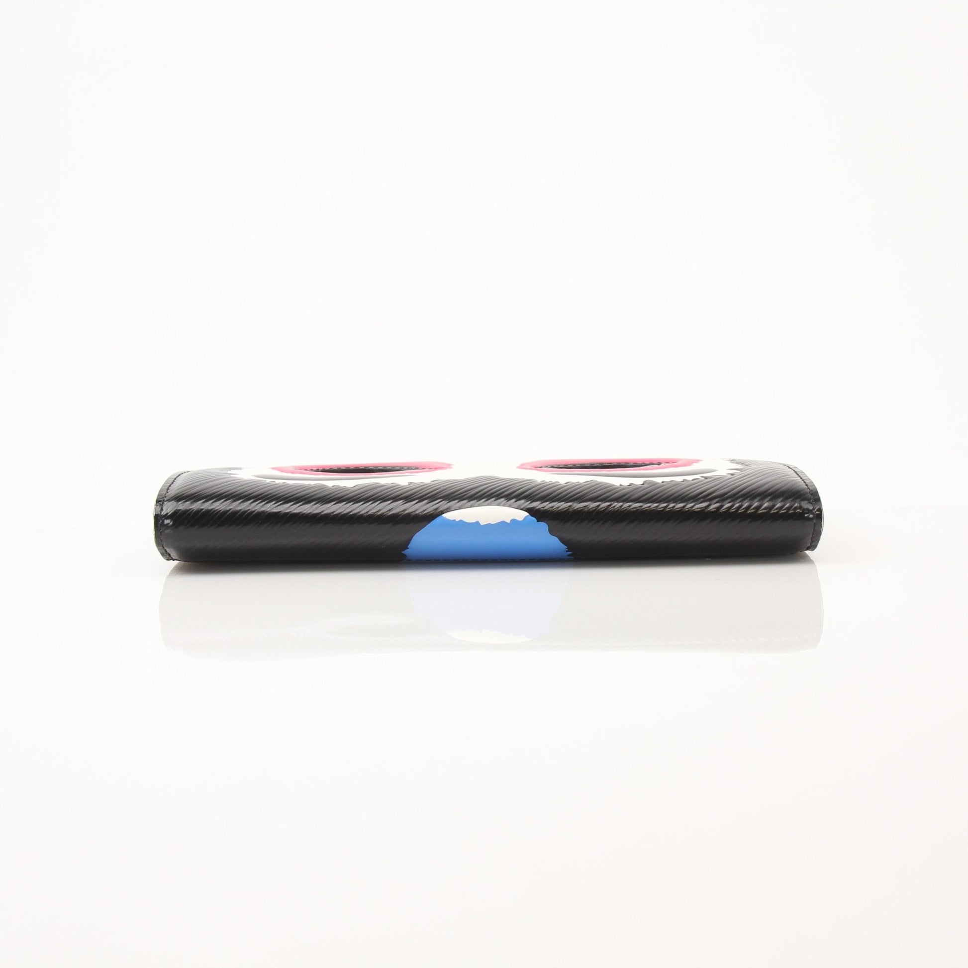Louis Vuitton Sarah Kabuki Wallet by Gold & Beyond, featuring a sleek design with multiple card slots and luxurious details.