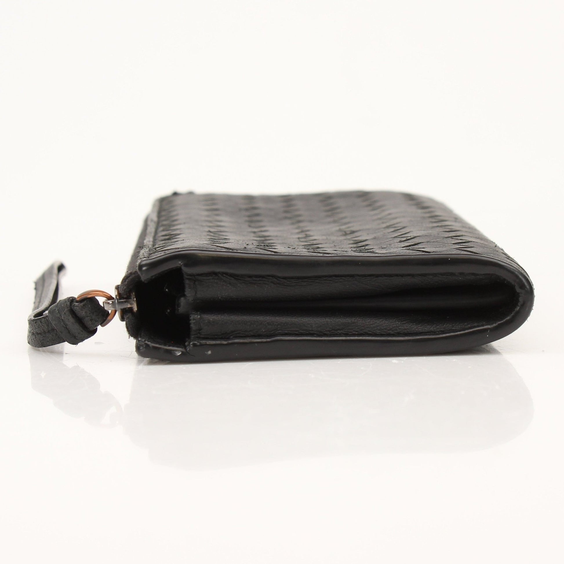 Bottega Veneta Nero Intrecciato leather wallet with woven design, featuring a sleek, compact style for men.