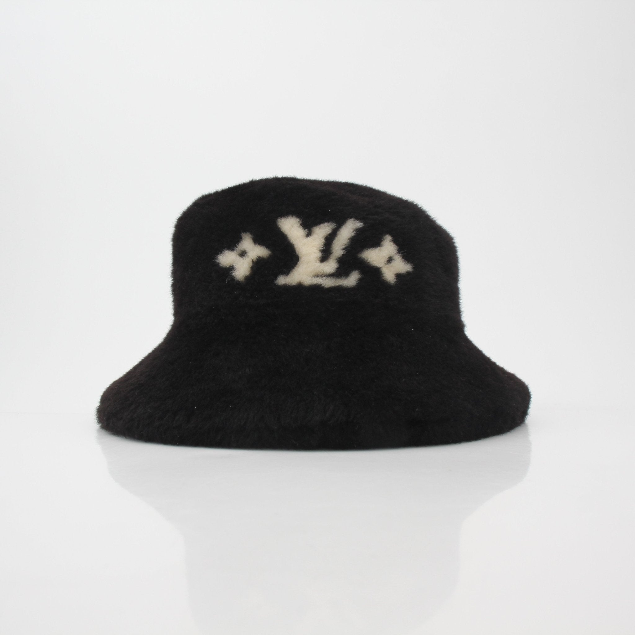 Louis Vuitton chocolate LV Cloud shearling bucket hat, luxury accessories with soft shearling lining and iconic LV branding.