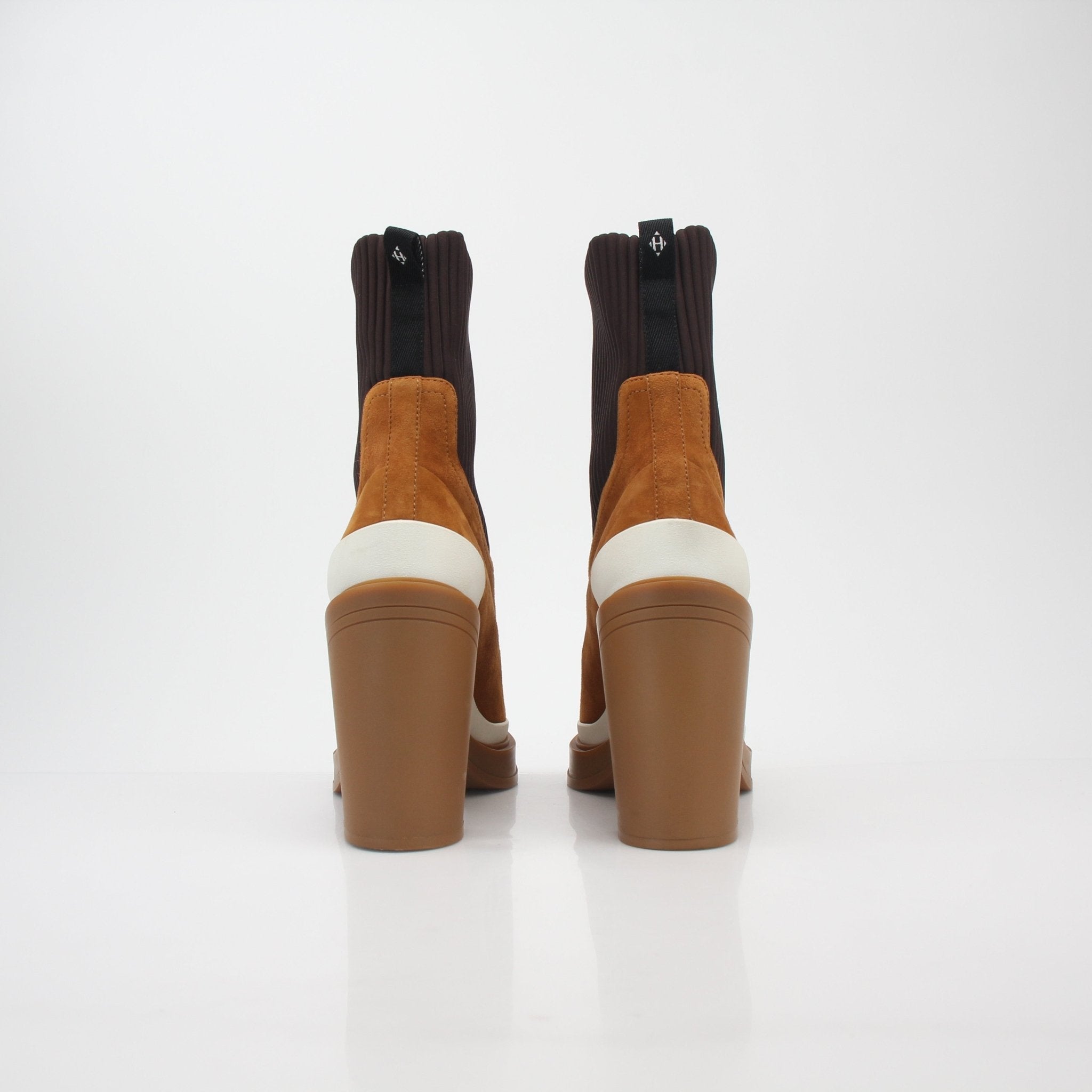 Hermès Camel Vandale suede and knit ankle boots by Gold & Beyond, featuring a stylish combination of suede and knit materials.