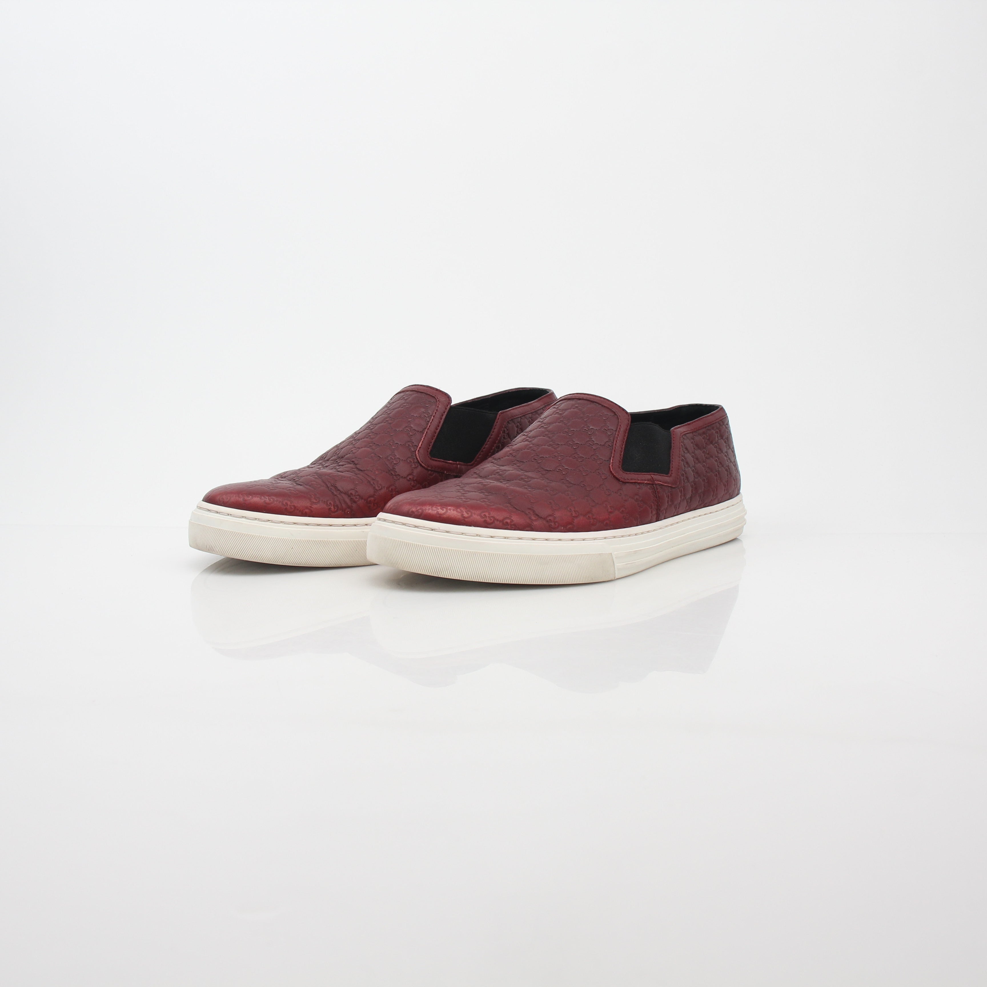 Gucci Burgundy Dublin Microguccissima Leather Slip-On Sneakers