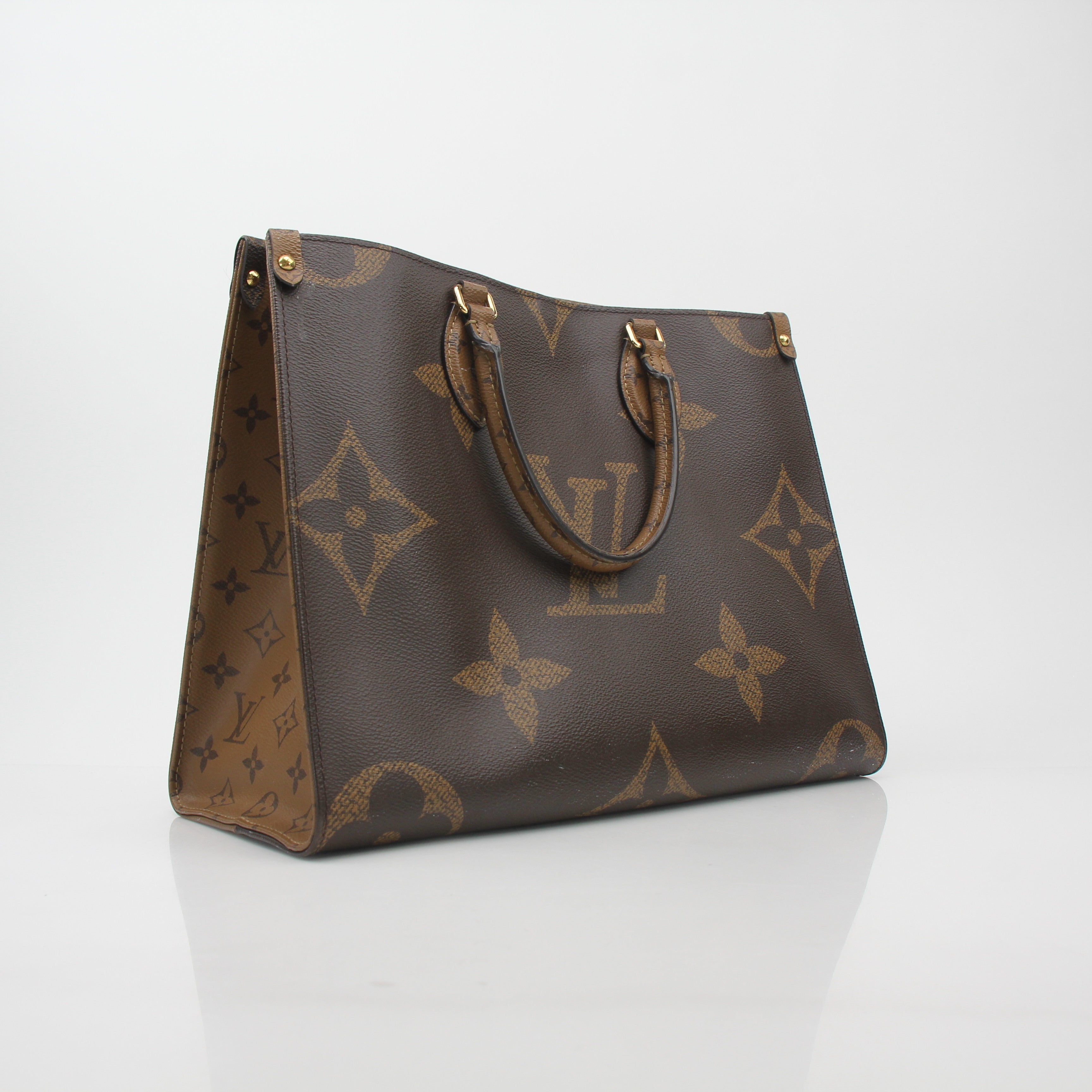 Louis Vuitton Giant Monogram Reverse OnTheGo MM Tote Bag