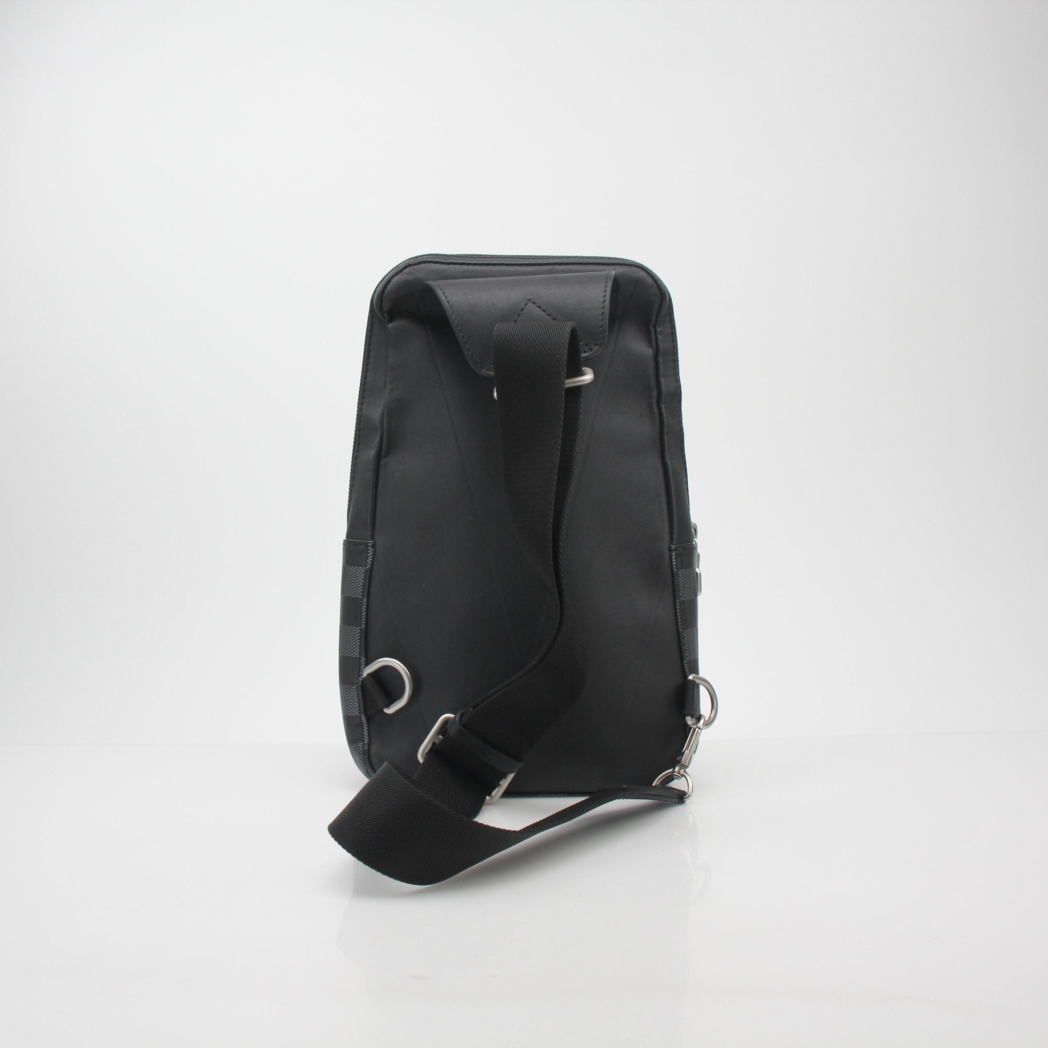 Louis Vuitton Damier Graphite Avenue Sling Bag handbag with adjustable strap and signature checkered pattern.