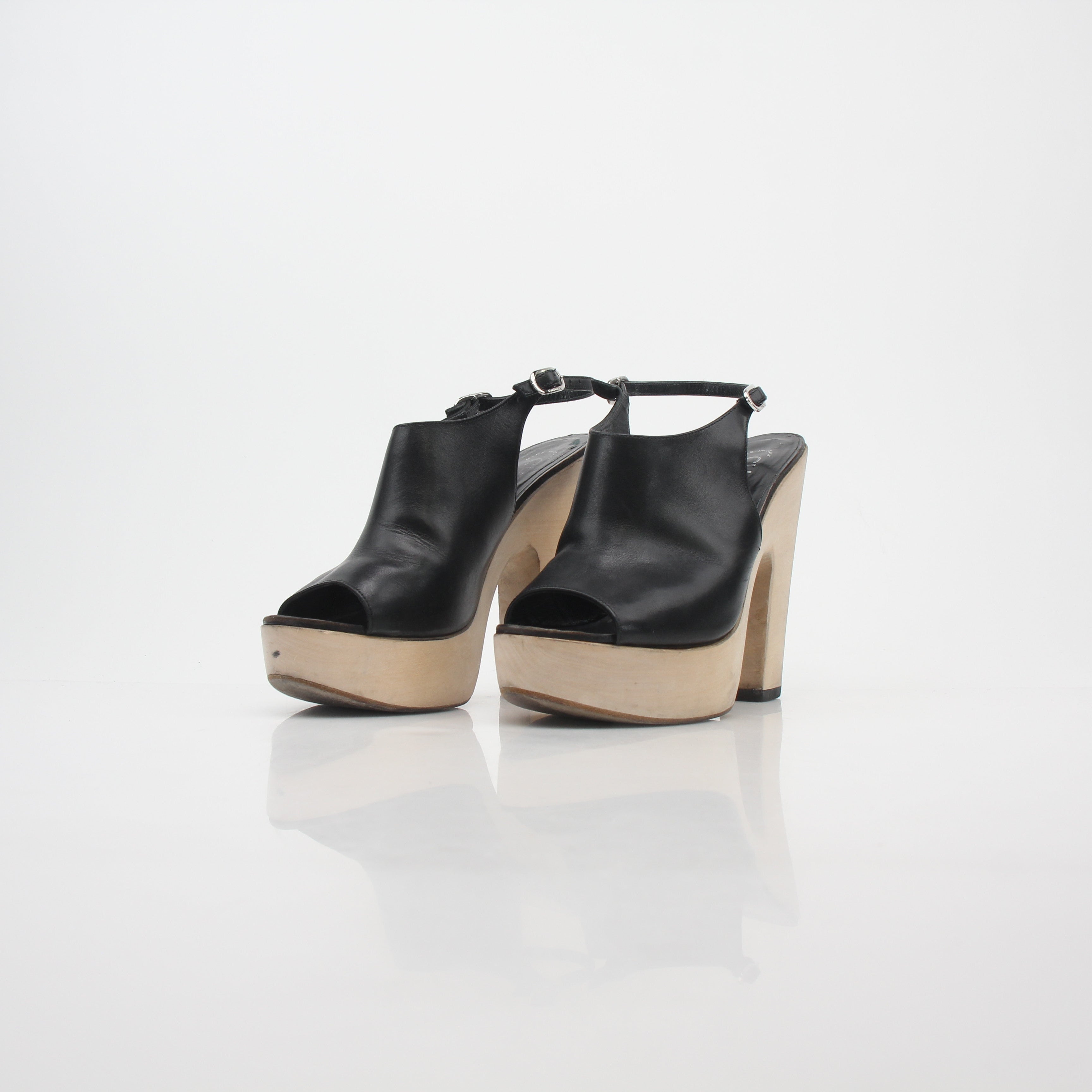 Chanel Black Leather Interlocking CC Slingback Platform Sandals