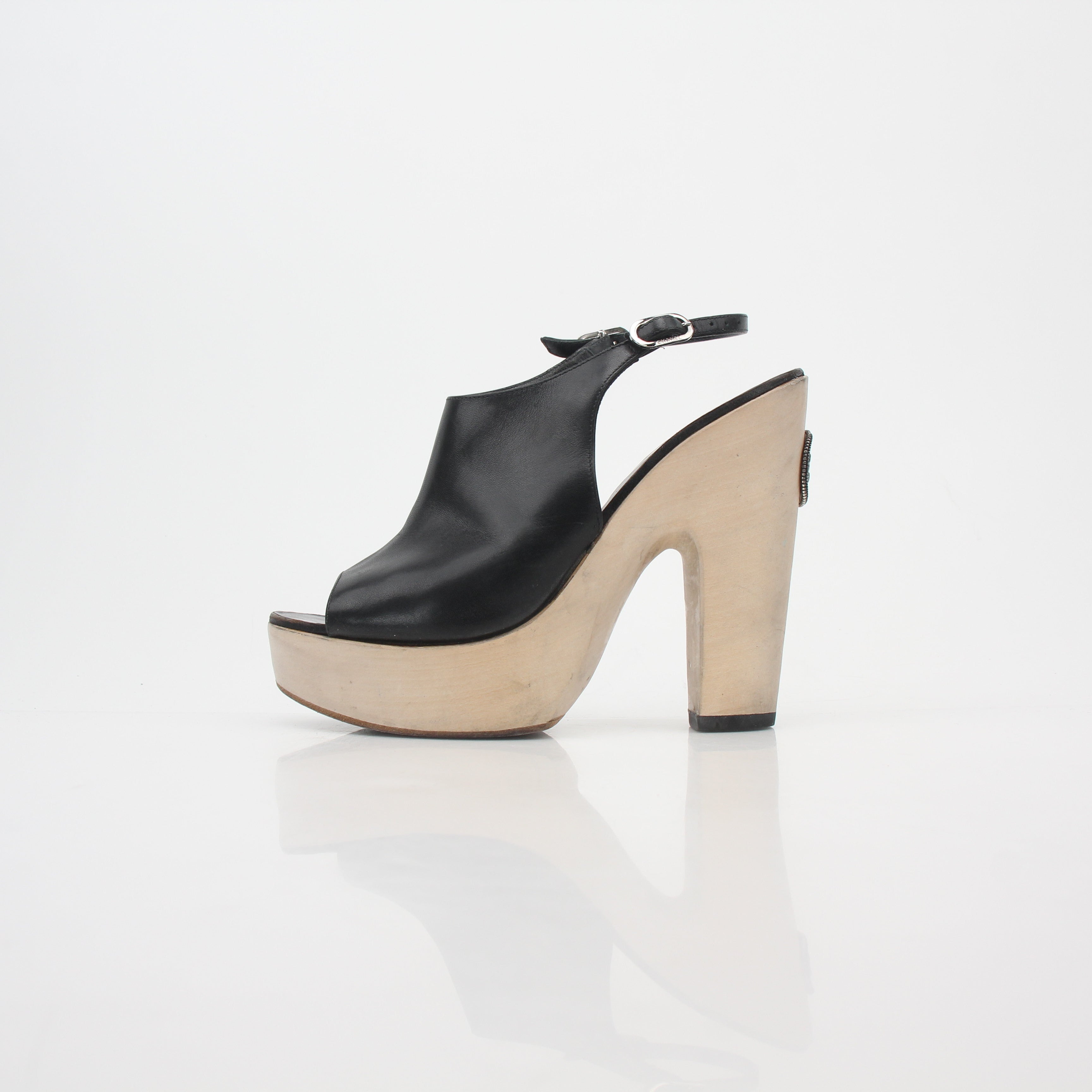 Chanel Black Leather Interlocking CC Slingback Platform Sandals