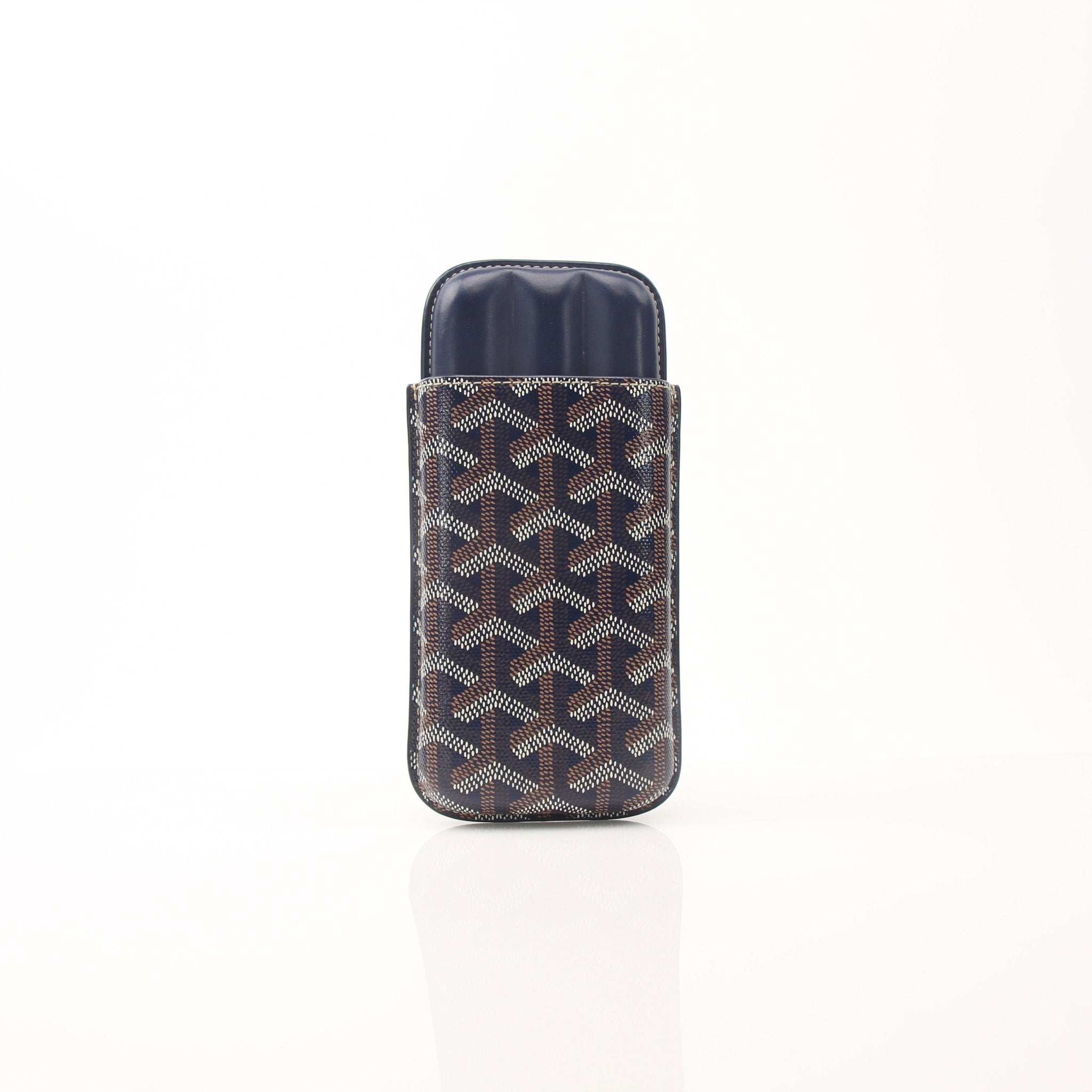 Goyard Churchill navy Goyardine small cigar case with gold accents, designed for elegant cigar storage and accessories.