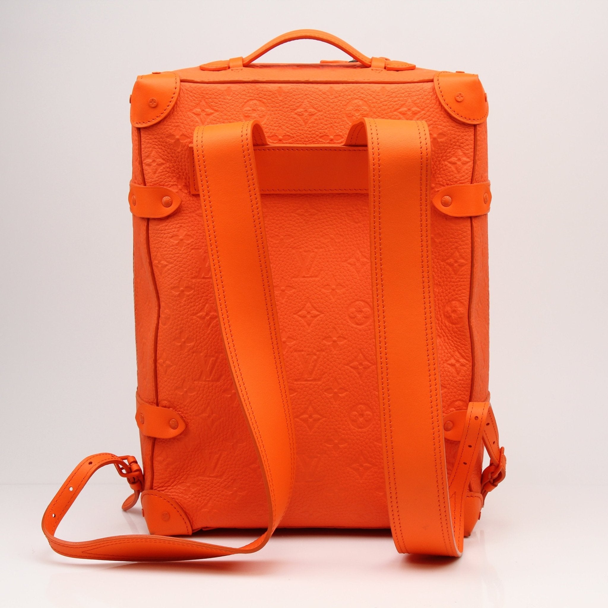 louis vuitton christopher backpack pm red Epi Pomodoro 1779372 FASHIONPHILE the christopher mm looks stunning in bright red epi xl grained leather Louis Vuitton X Supreme Christopher