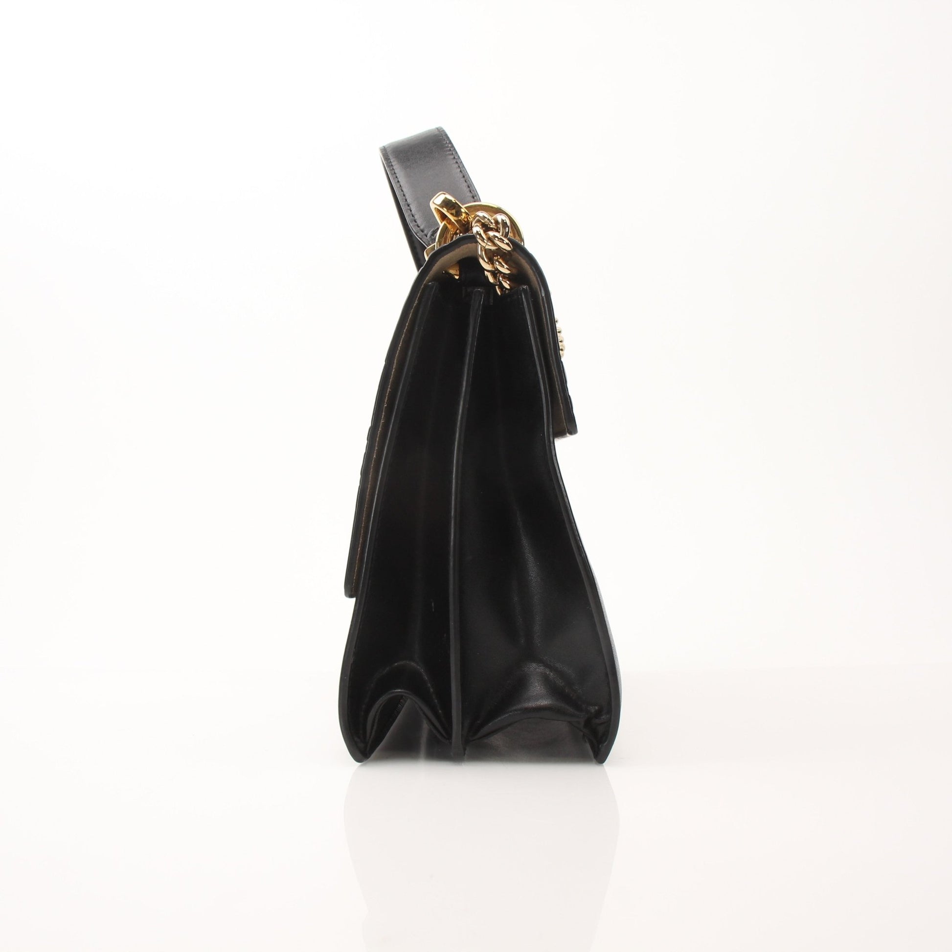 Fendi FF Kan shoulder handbag in black leather with gold hardware, featuring a chain strap and signature logo design.