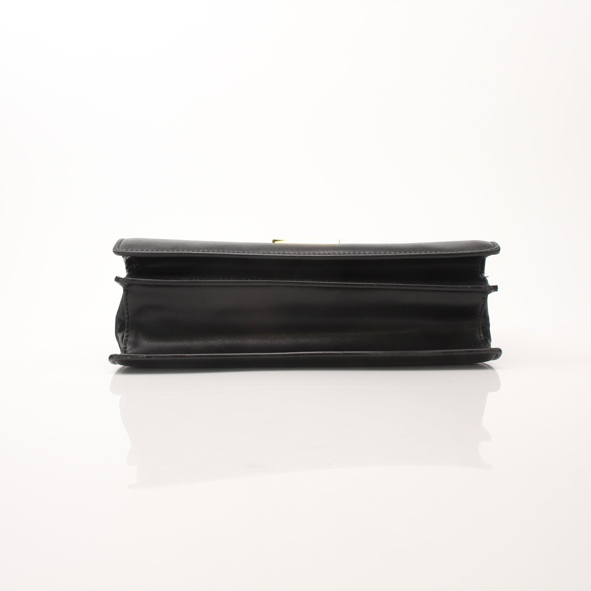 Fendi FF Kan shoulder handbag in black leather with gold hardware, featuring the signature logo design.