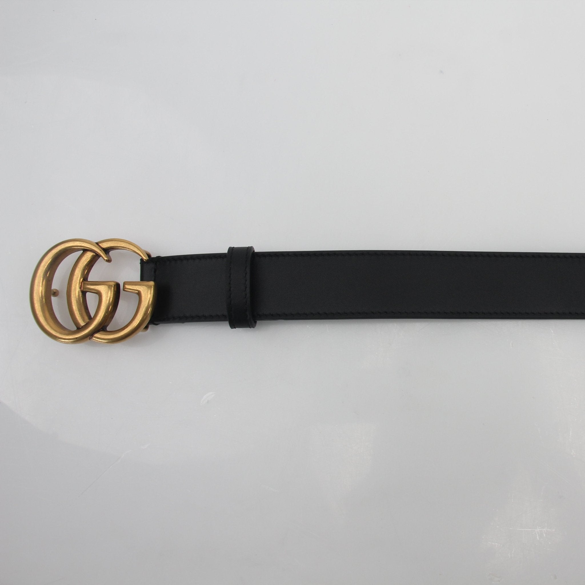 Gucci green and red interlocking G web belt with gold buckle, stylish accessories for men and women