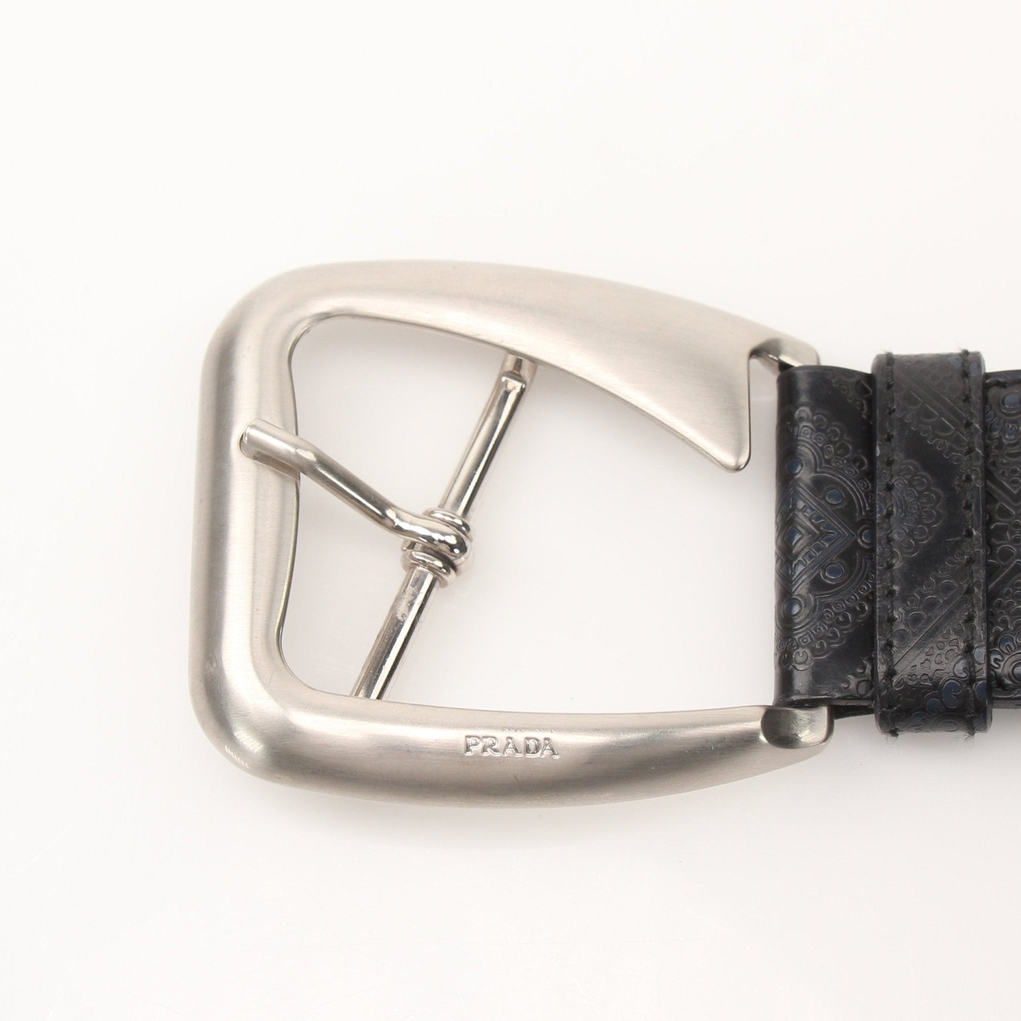 Prada black saffiano leather belt with gold-tone buckle, stylish accessory for men and women.