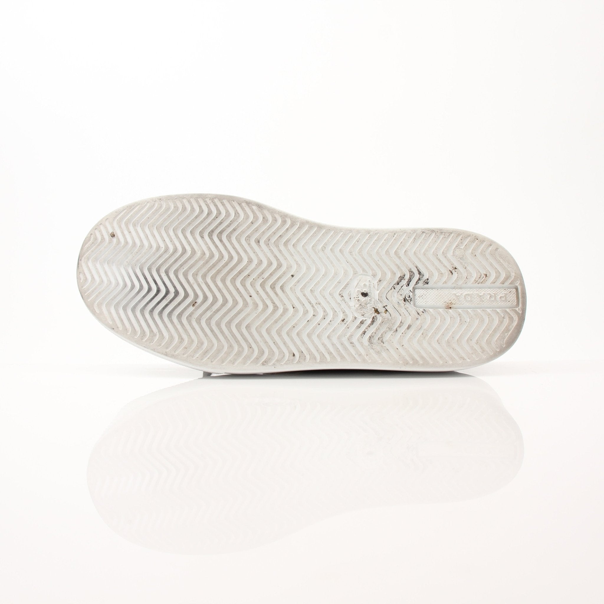 Prada gray Re-Nylon gabardine platform sneakers with white soles and laced front, stylish shoes by Gold & Beyond.