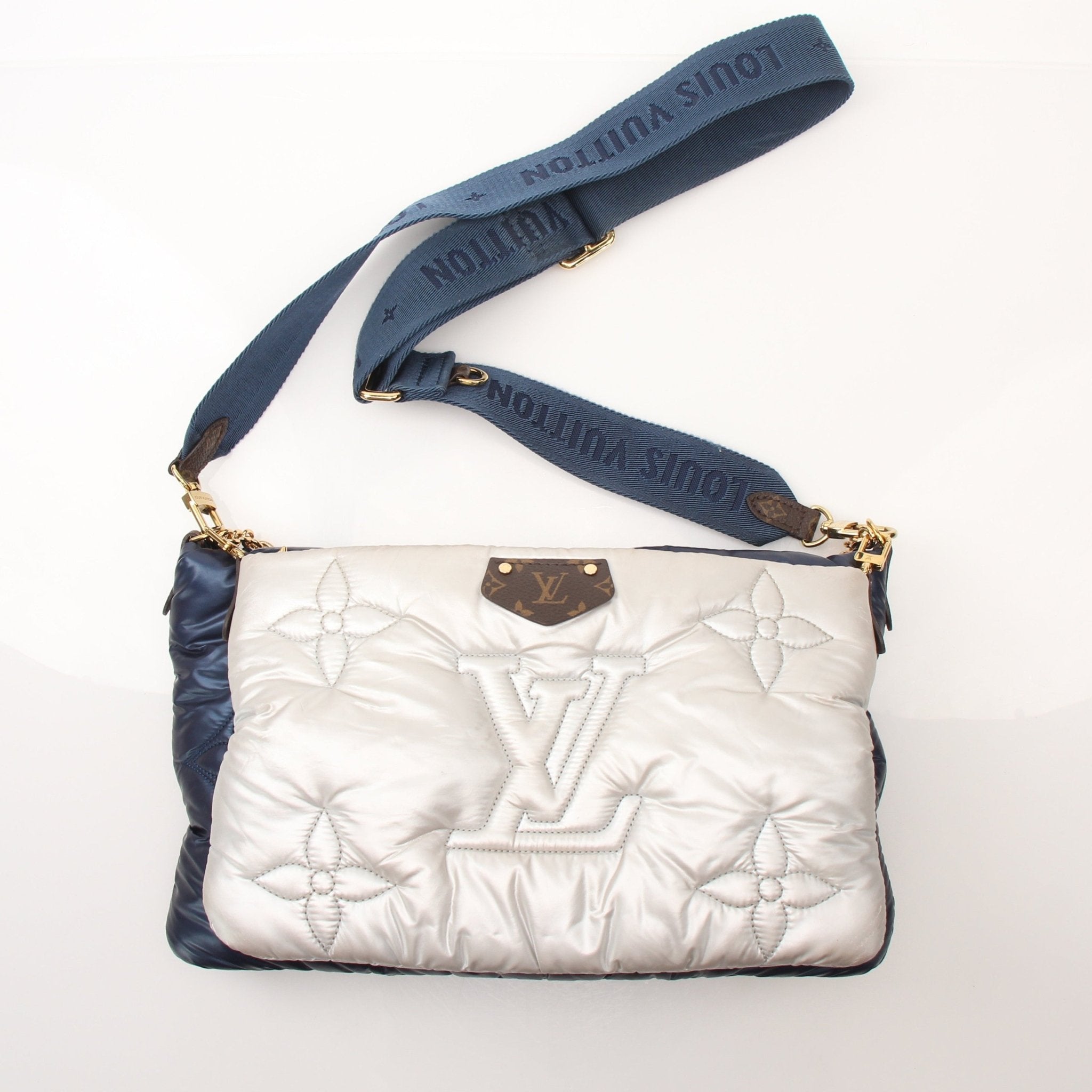 Louis Vuitton Multi-Pochette Accessoires Maxi Pillow Shoulder Bag with gold hardware and adjustable strap, stylish handbag for everyday use.
