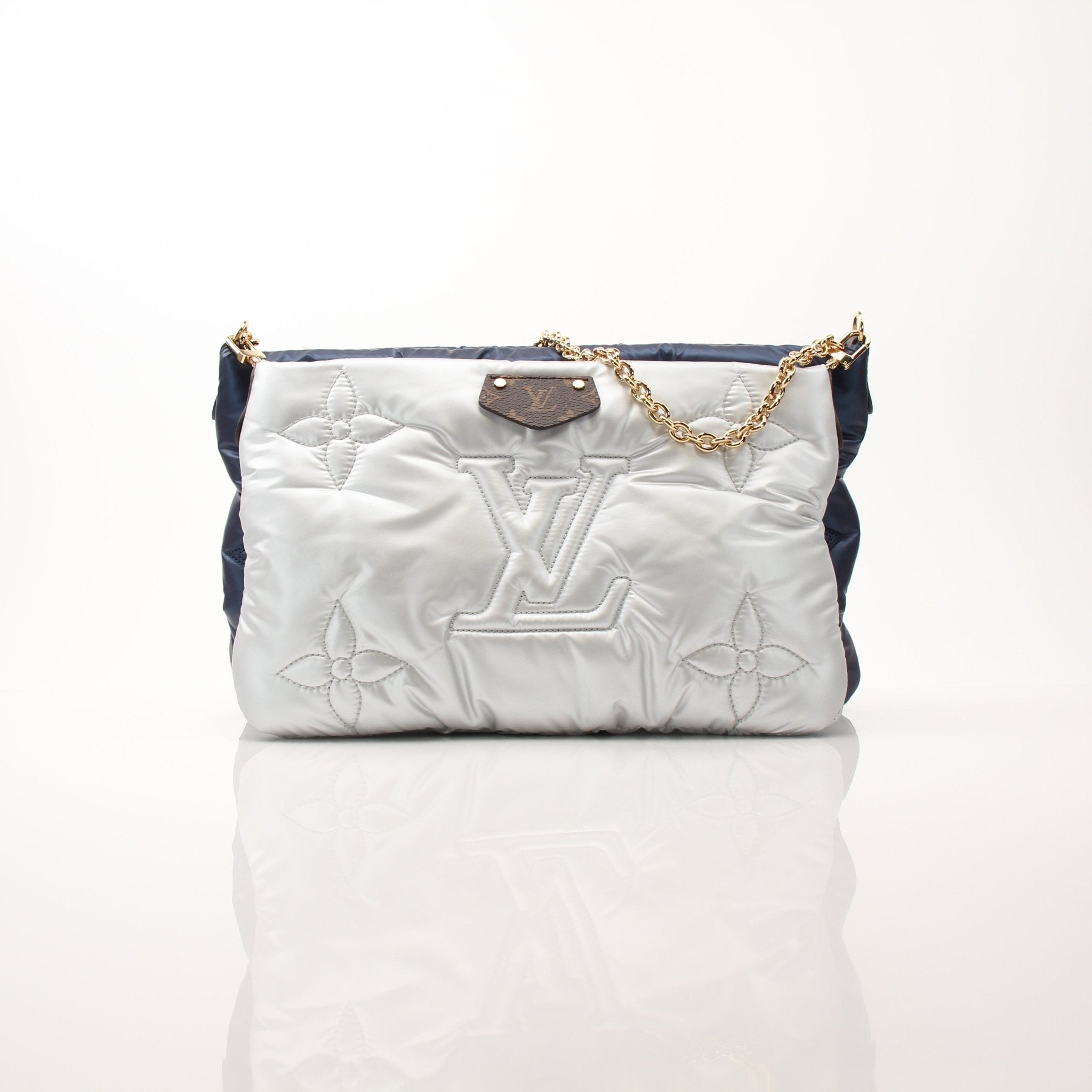 Louis Vuitton LV Pillow Multi Pochette Accessoires Maxi Shoulder Bag with gold hardware and multi-pocket design.