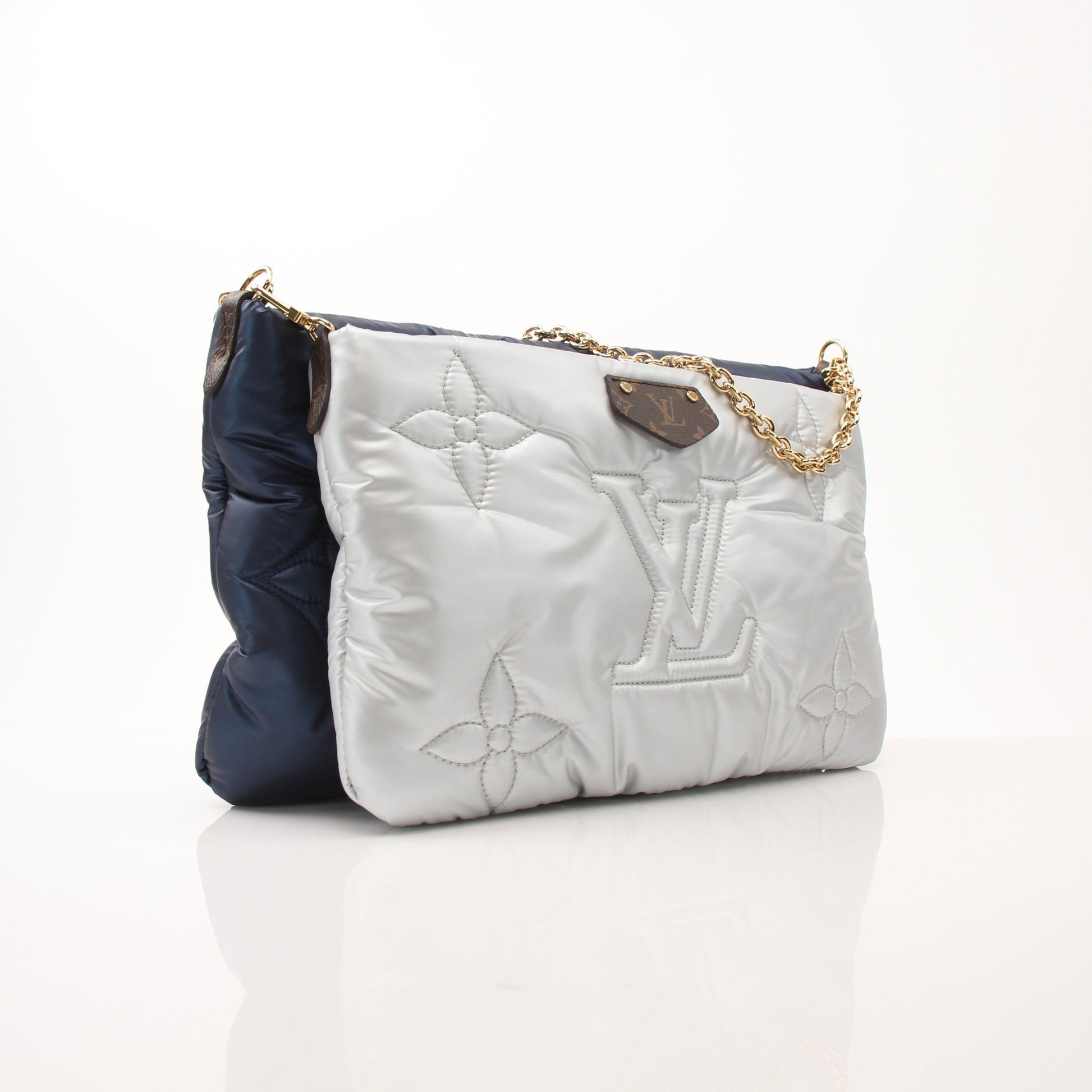 Louis Vuitton LV Pillow Multi Pochette Accessoires Maxi Shoulder Bag with gold accents and diverse compartments, designer handbag for stylish use.