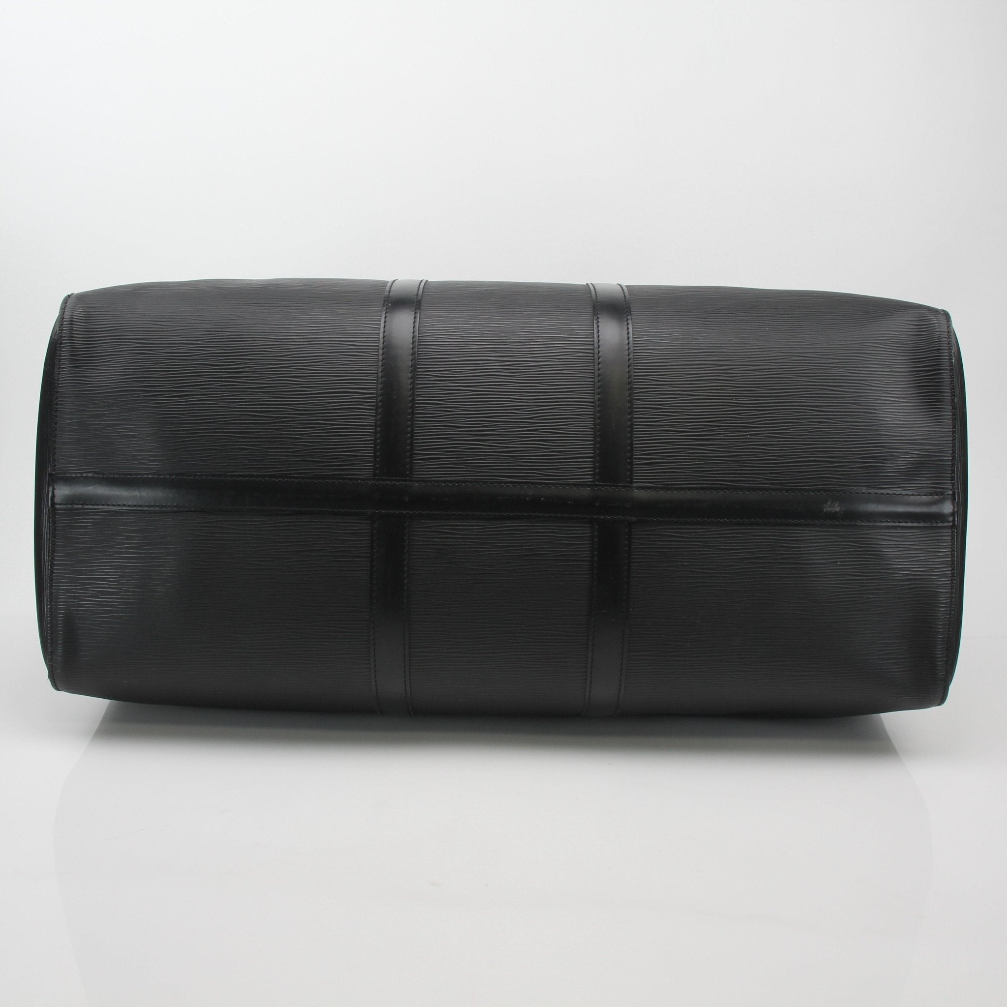 Louis Vuitton Keepall Bandoulière Epi Leather travel bag with gold-tone hardware and adjustable strap, displayed on a plain background.