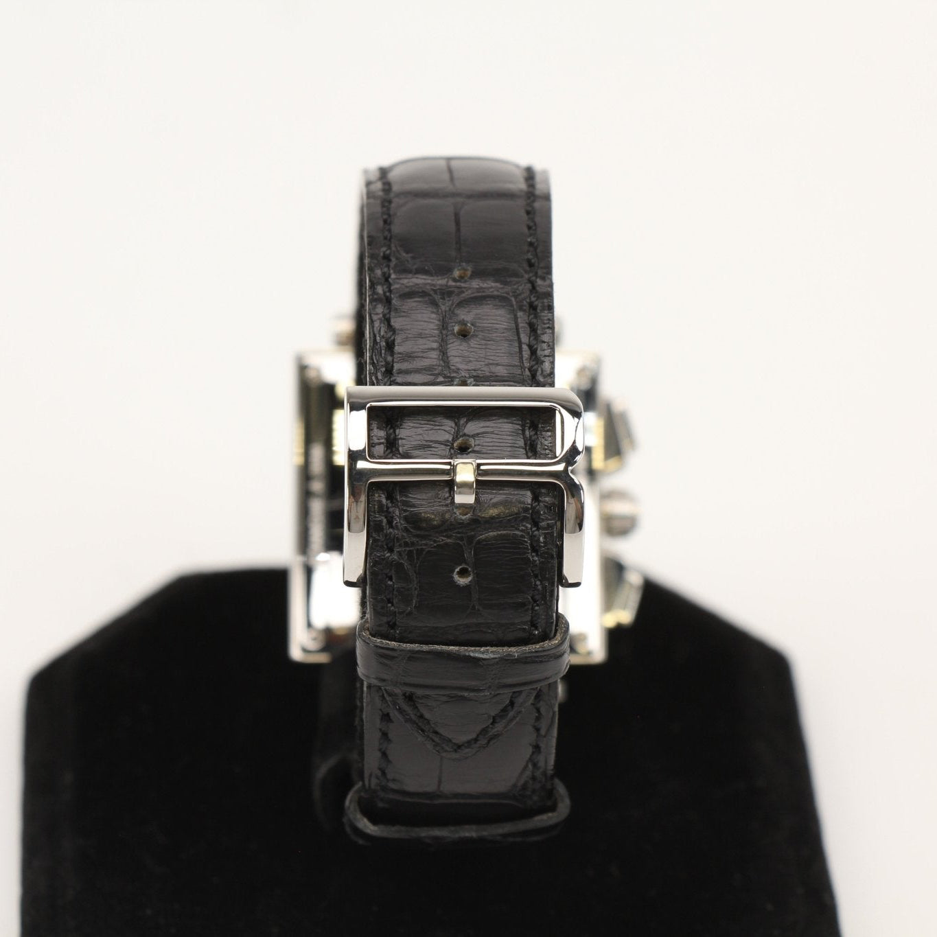 Gold & Beyond Roberge Genève Pégase chronograph watch with stainless steel band and black dial showing multiple subdials and chronograph features.