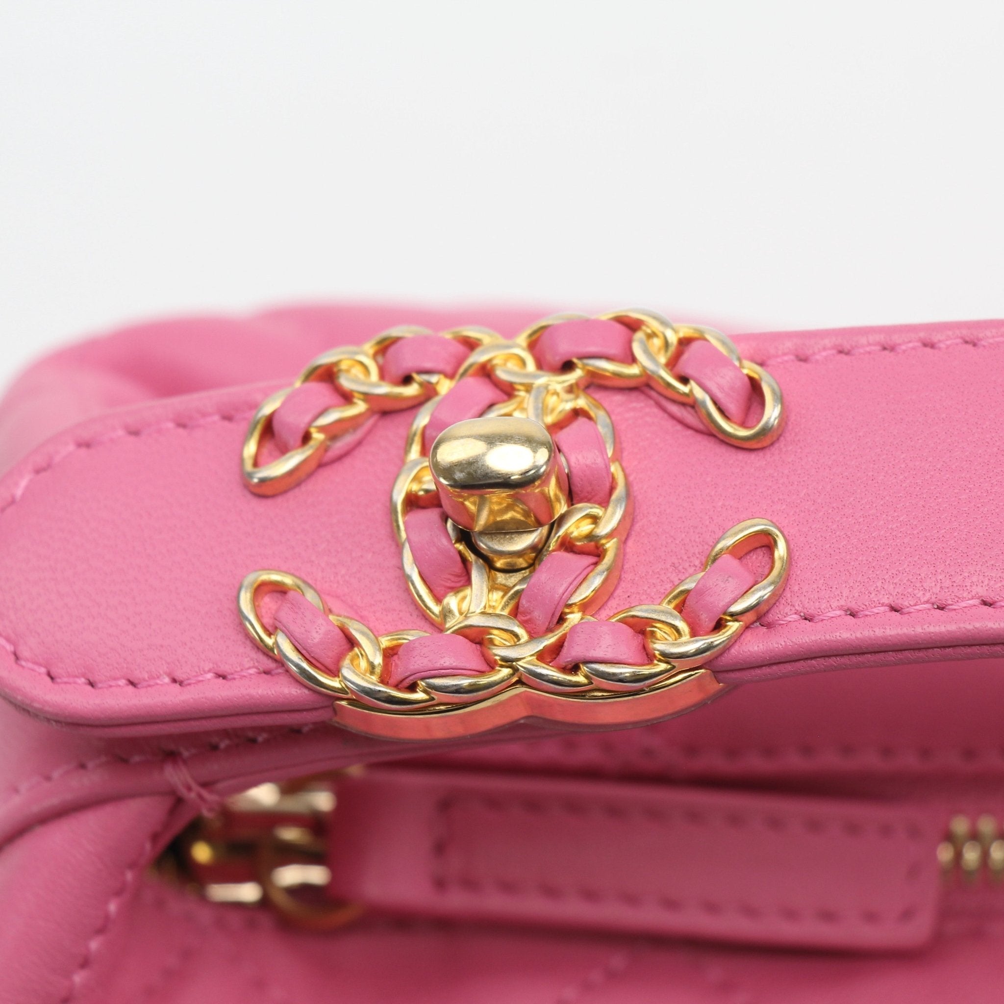 Chanel Pink Perfect Meeting Hobo Handbag