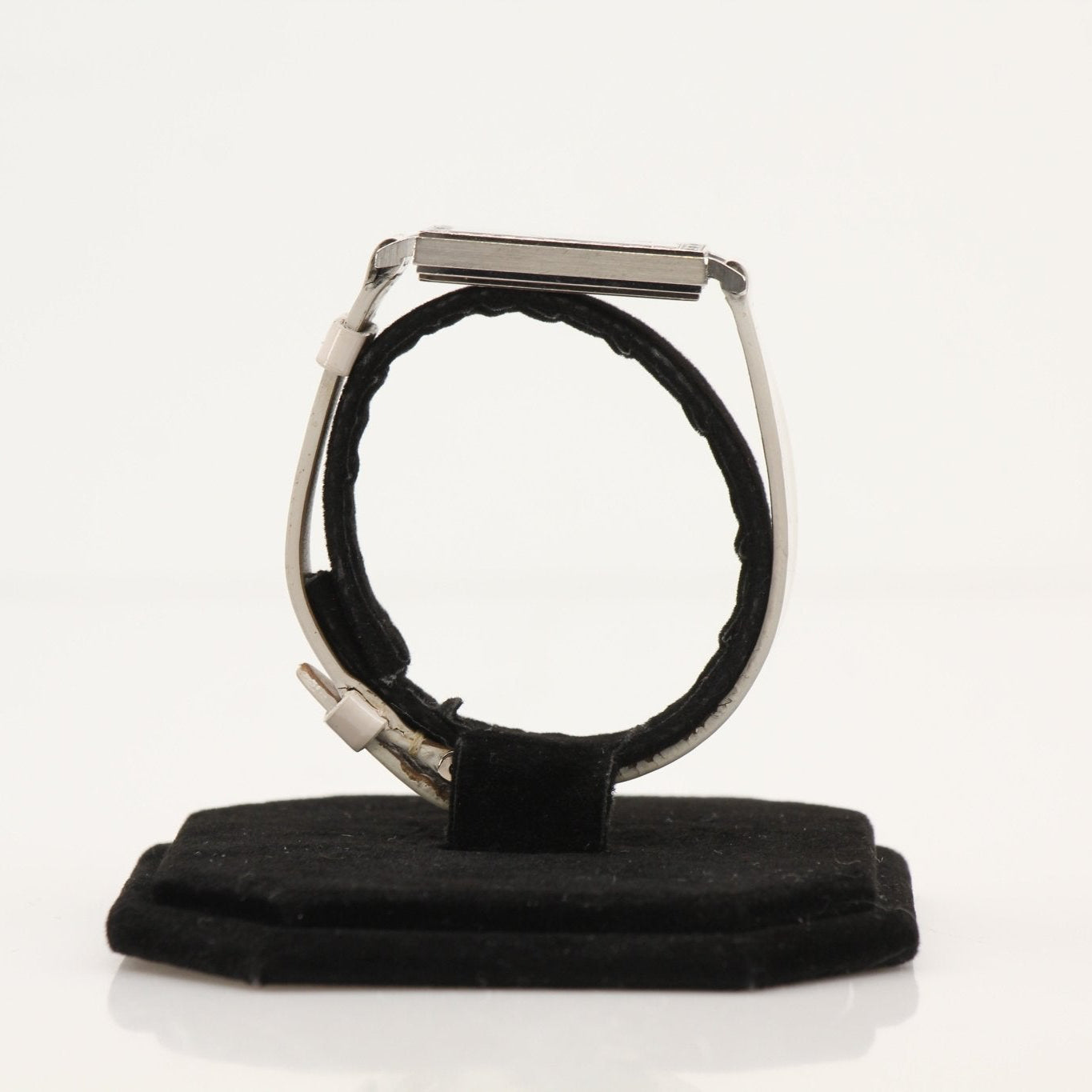 Piaget Dancer Diamond Watch with gold bracelet and sparkling diamond accents, showcasing elegant luxury design.