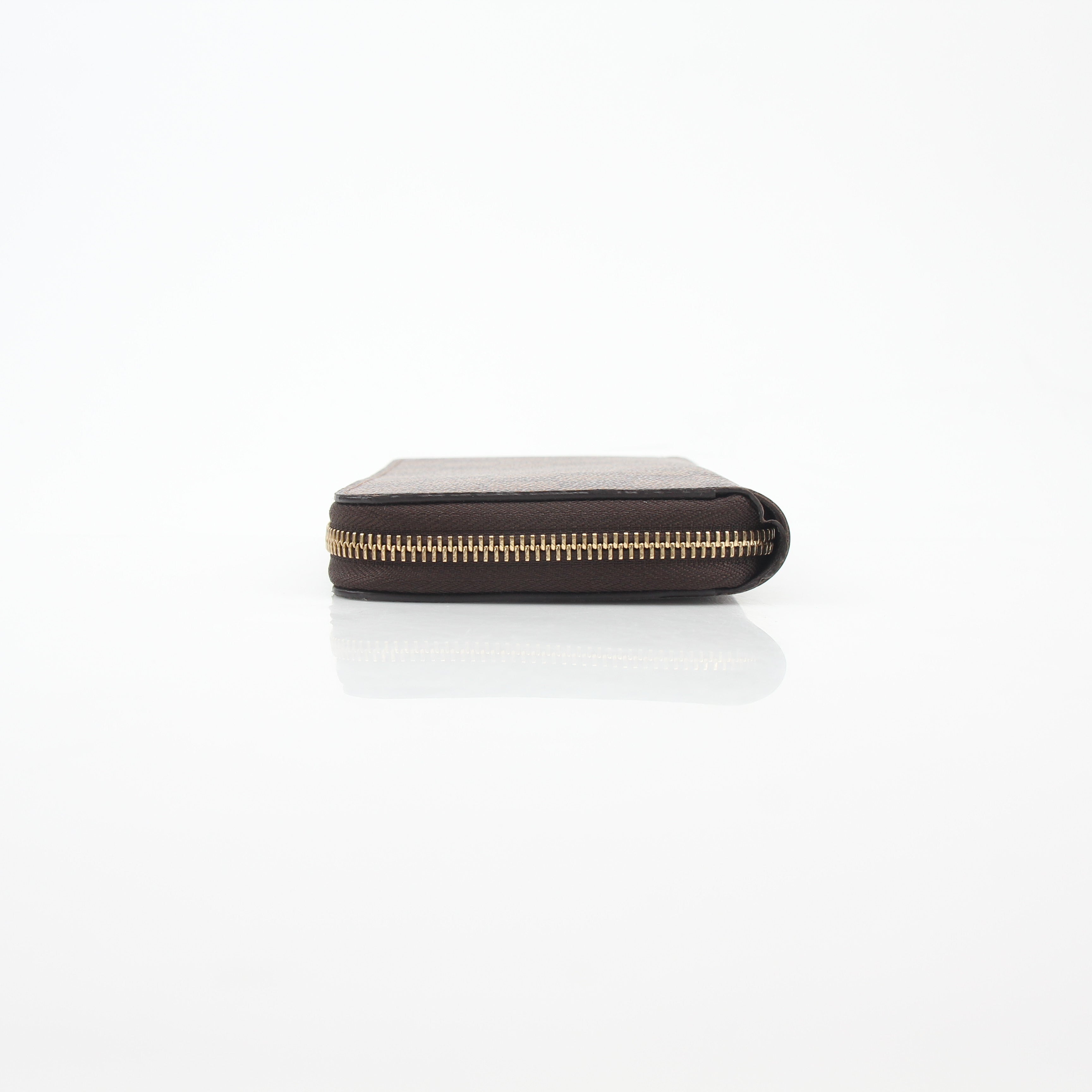Louis Vuitton Damier Ebene Zippy Wallet