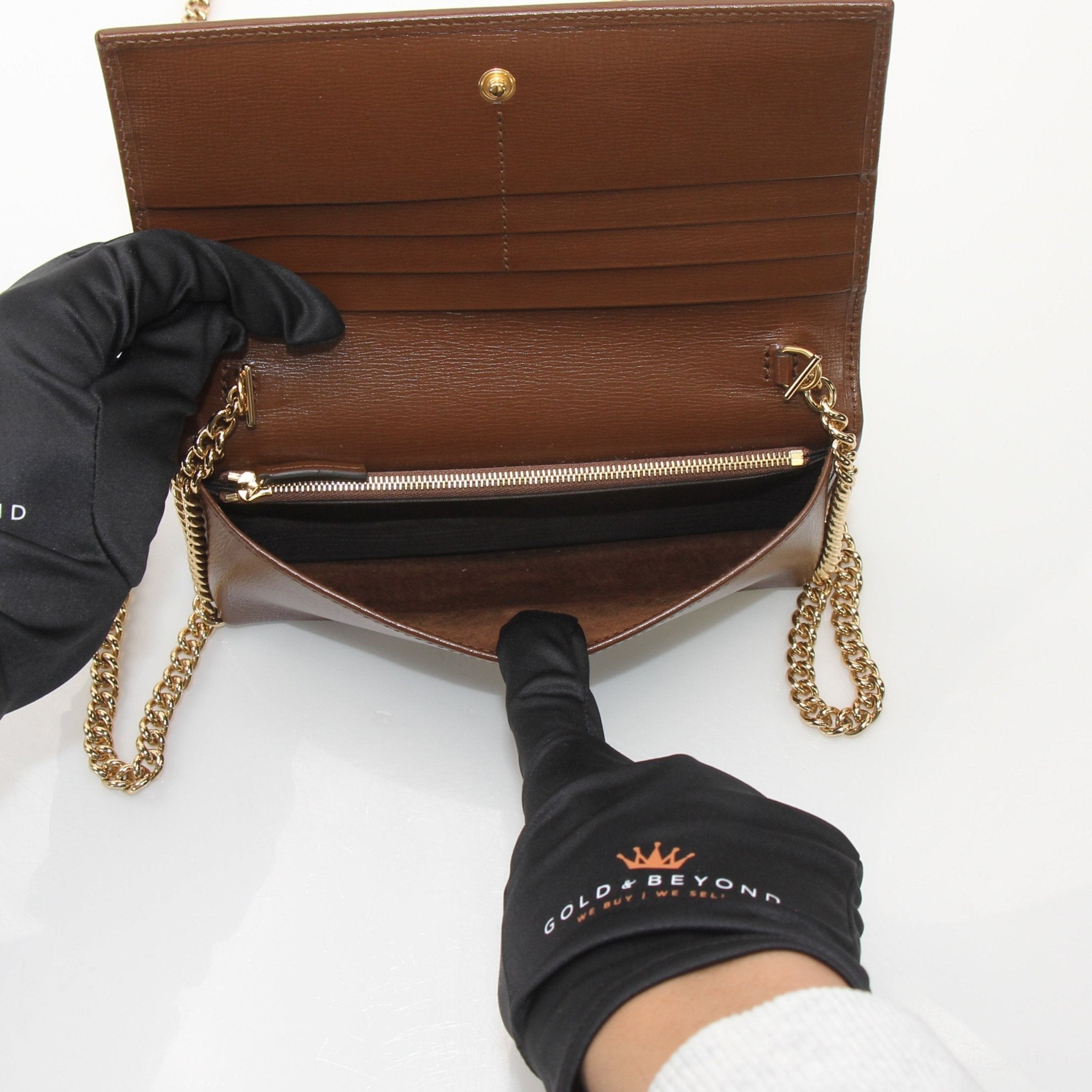 Gucci Azalea Horsebit Wallet on Chain handbag with gold hardware and floral design, featuring a leather strap and compact style.