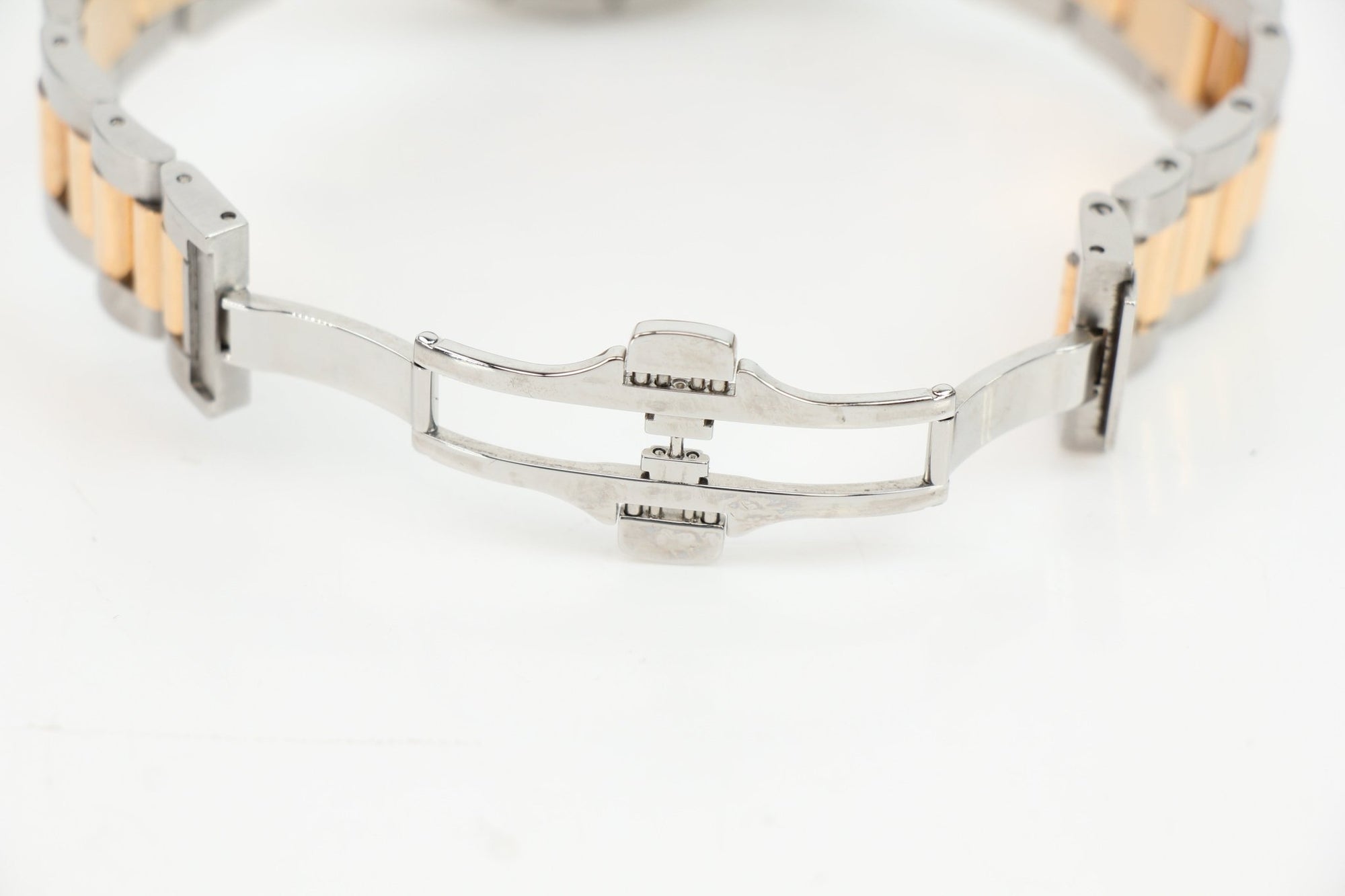 Corum Admiral’s Cup Diamond Watch featuring a stainless steel case, diamond accents, and a black dial with luminous hands.