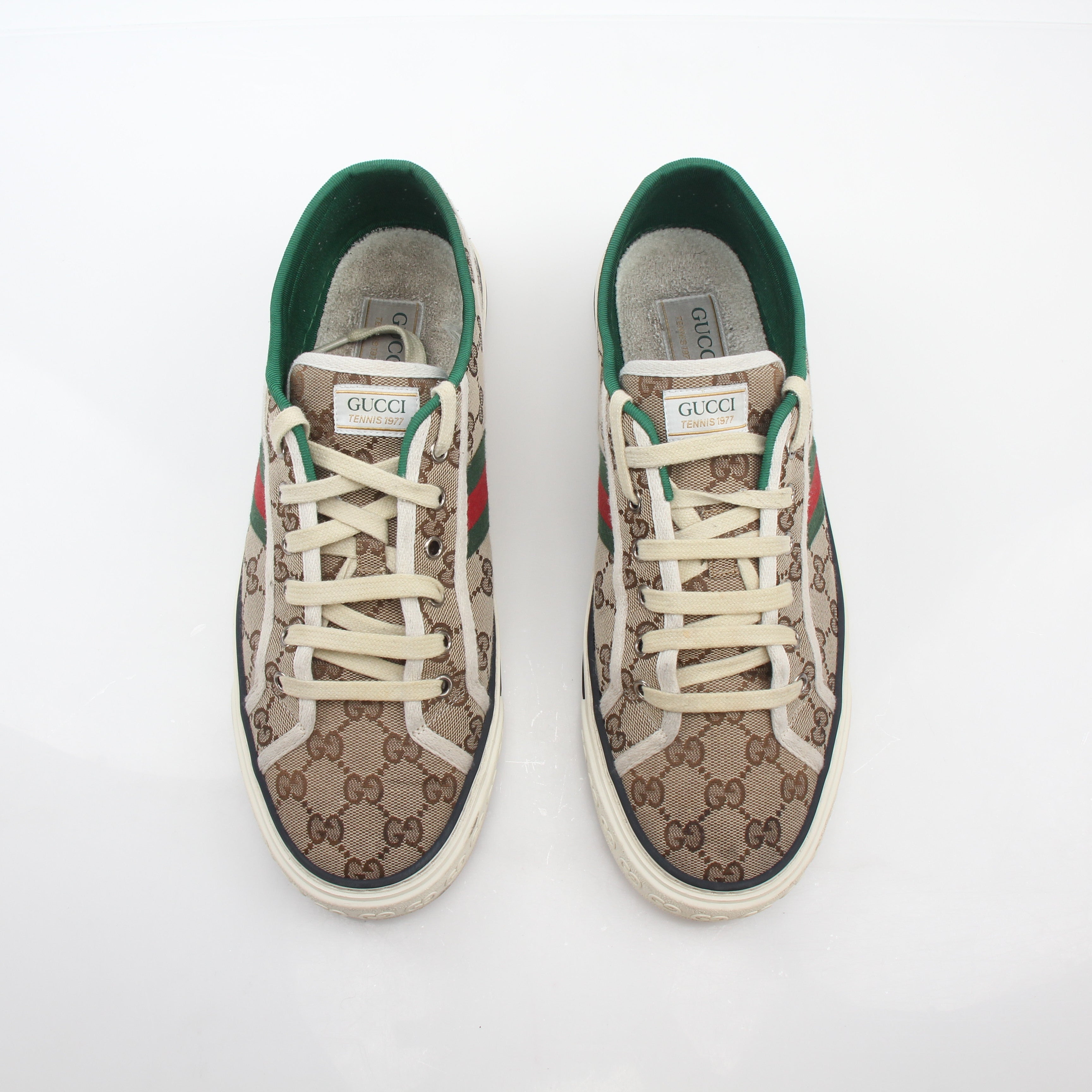 Gold & Beyond Gucci Beige GG Tennis 1977 sneakers, stylish shoes with beige and logo details, displayed on a clean background.