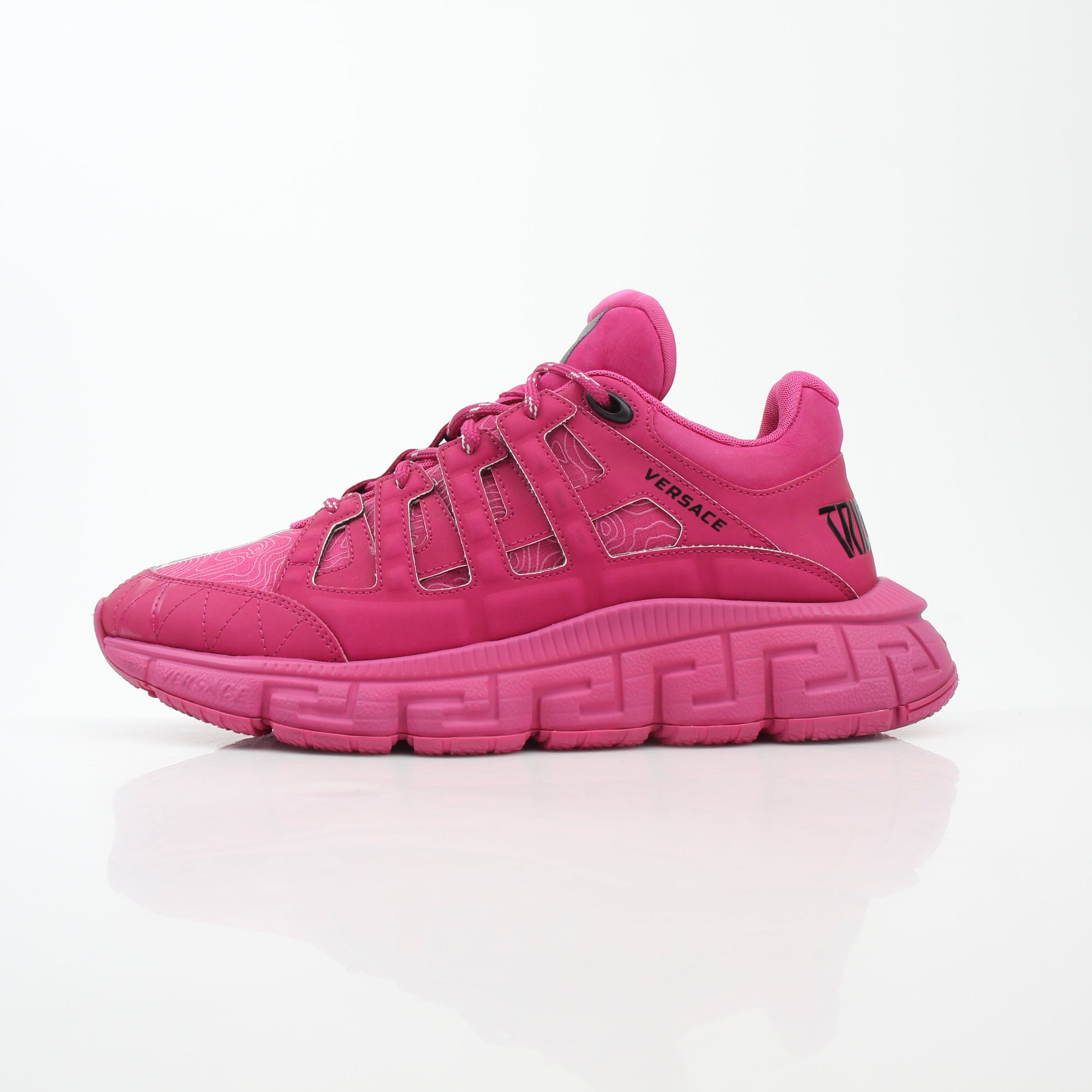Gold & Beyond Versace Pink Trigreca low-top sneakers with stylish design and white sole, displayed on a plain background.
