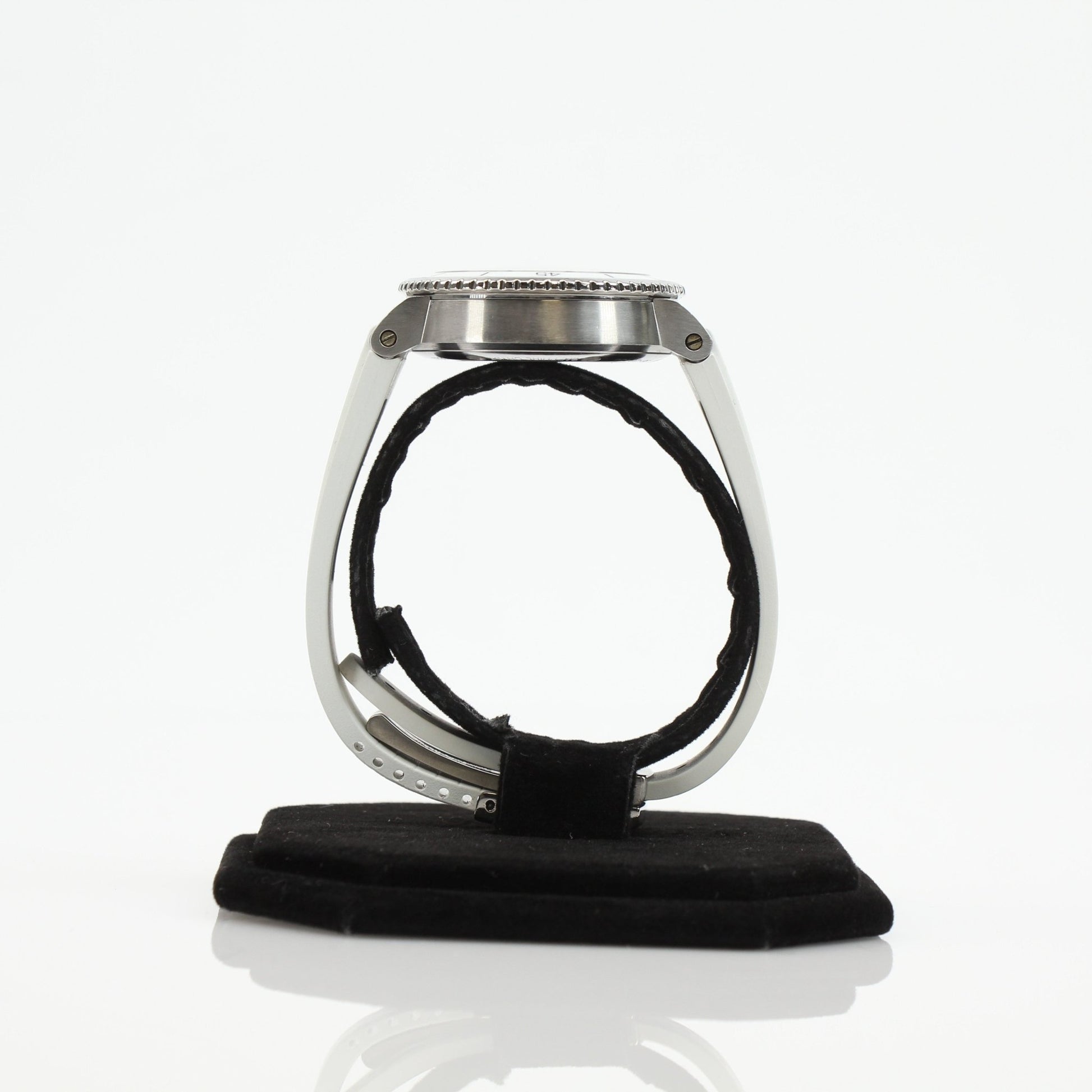 Oris Aquis Date White Diver watch with stainless steel bracelet and rotating bezel, displayed on a white background.