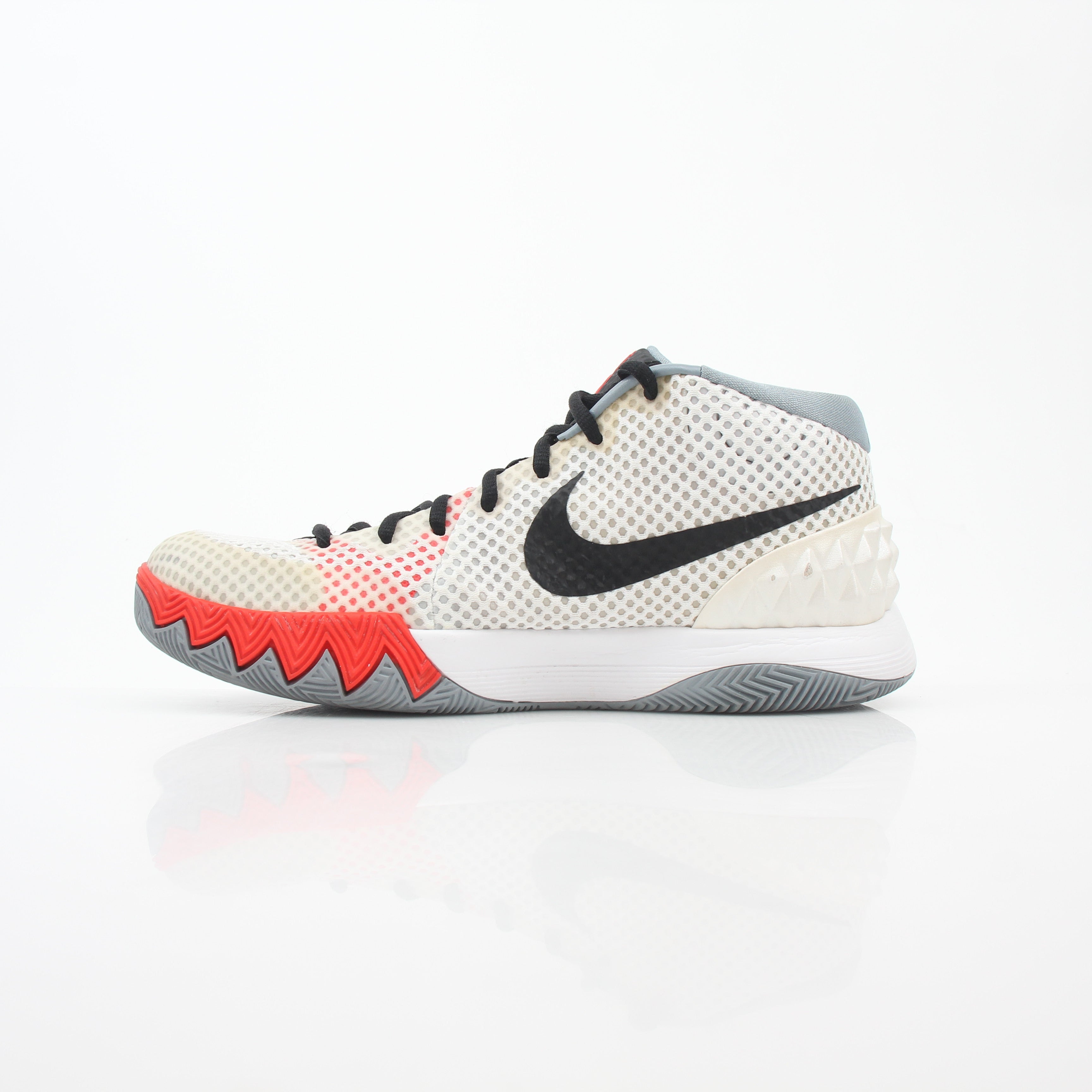 Nike Kyrie 1 Dream White basketball sneakers, Gold & Beyond shoes with white upper and sporty design, suitable for on-court performance.
