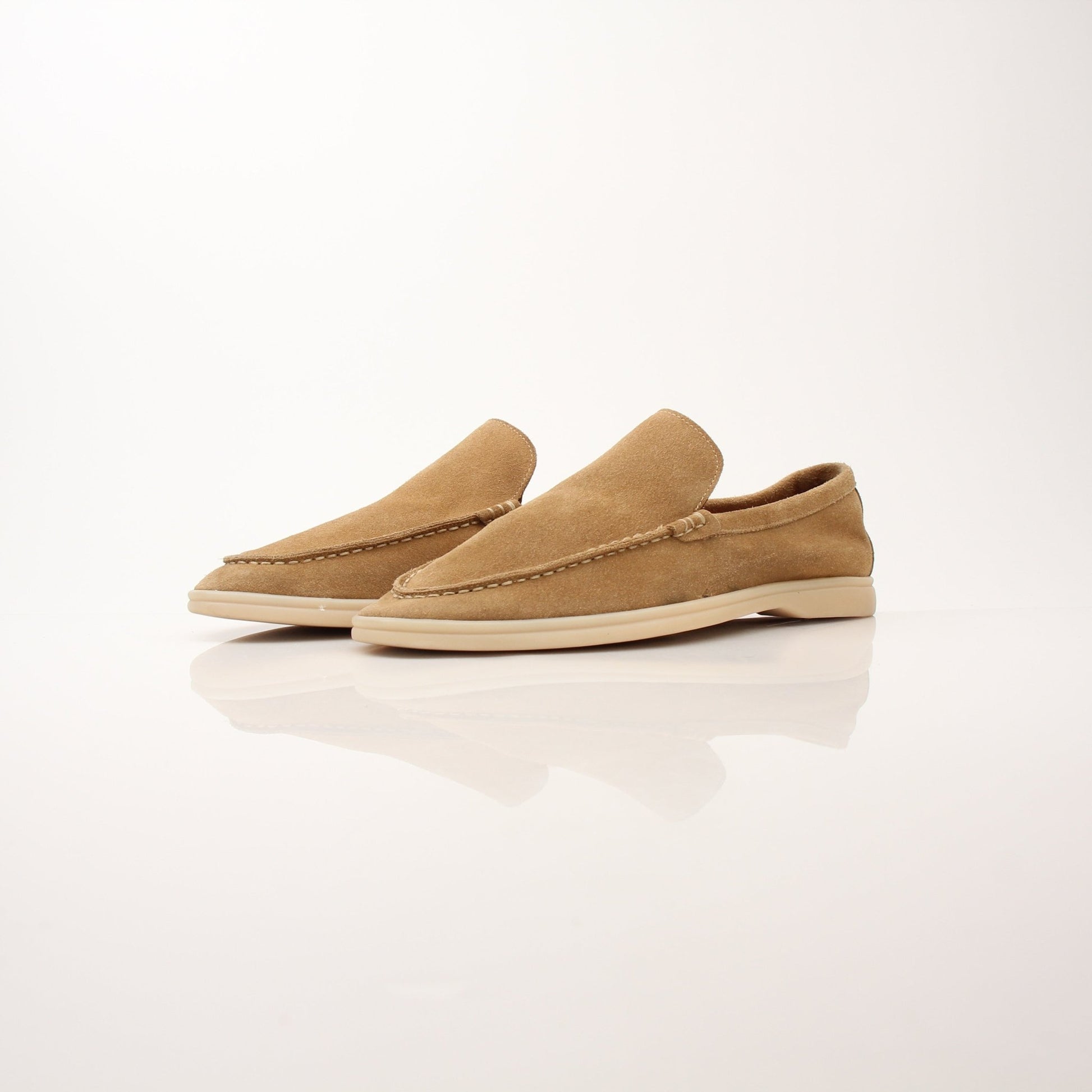Gold & Beyond Loro Piana Men’s Summer Walk Loafers, stylish leather shoes with a sleek design, perfect for warm weather.