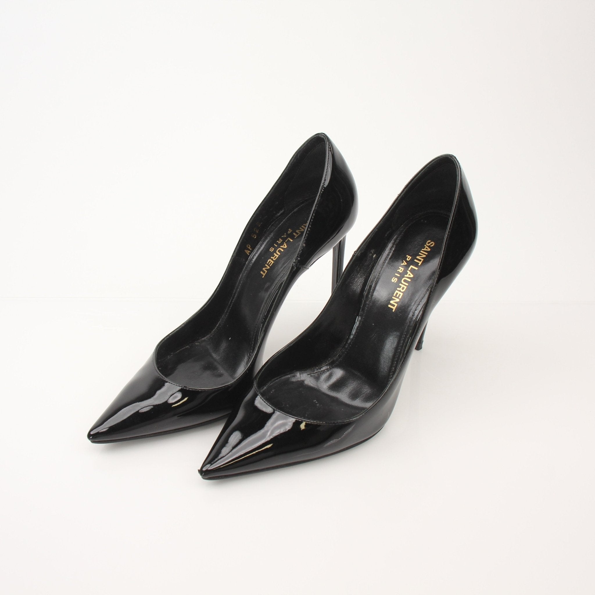 Gold & Beyond Saint Laurent Anja Pumps for women, stylish black heels with pointed toes and sleek design.