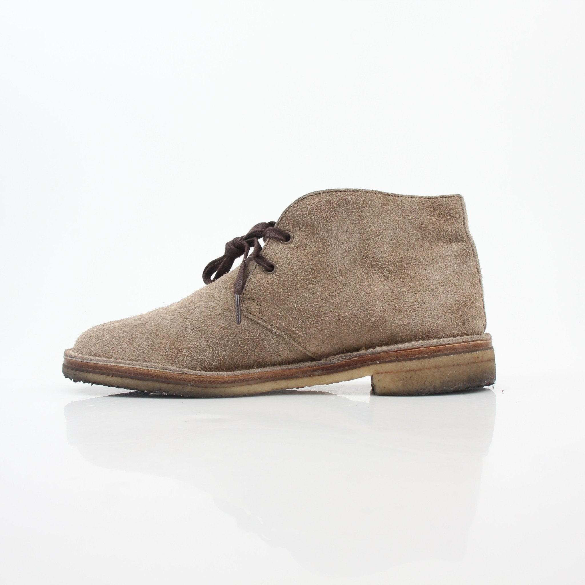 Gold & Beyond Gucci Taupe New Moreau embroidered chukka boots with detailed embroidery and classic shoe design.
