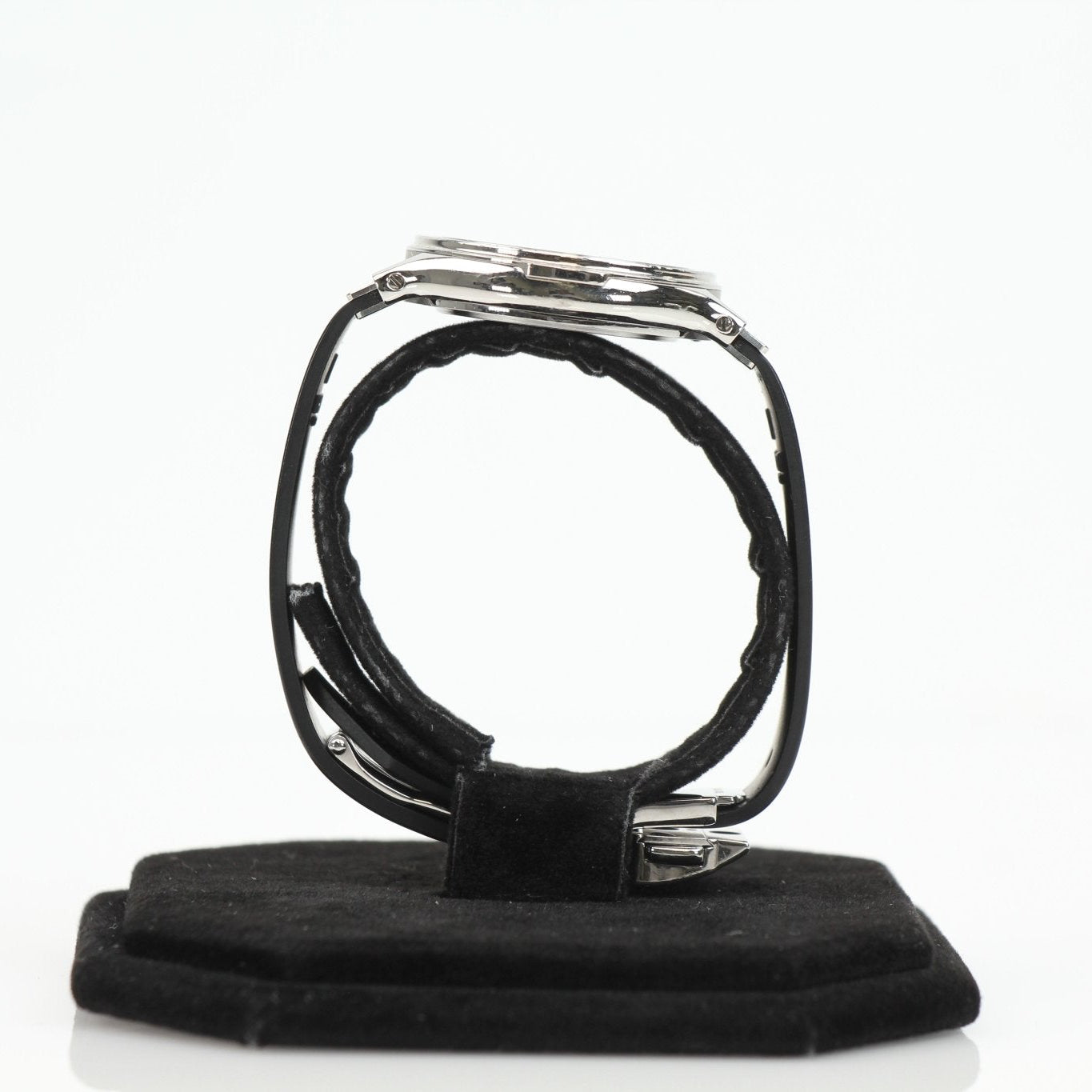 Hublot Classic Fusion GTS Diamond Watch with gold case and diamond accents, showcasing luxury watch design.