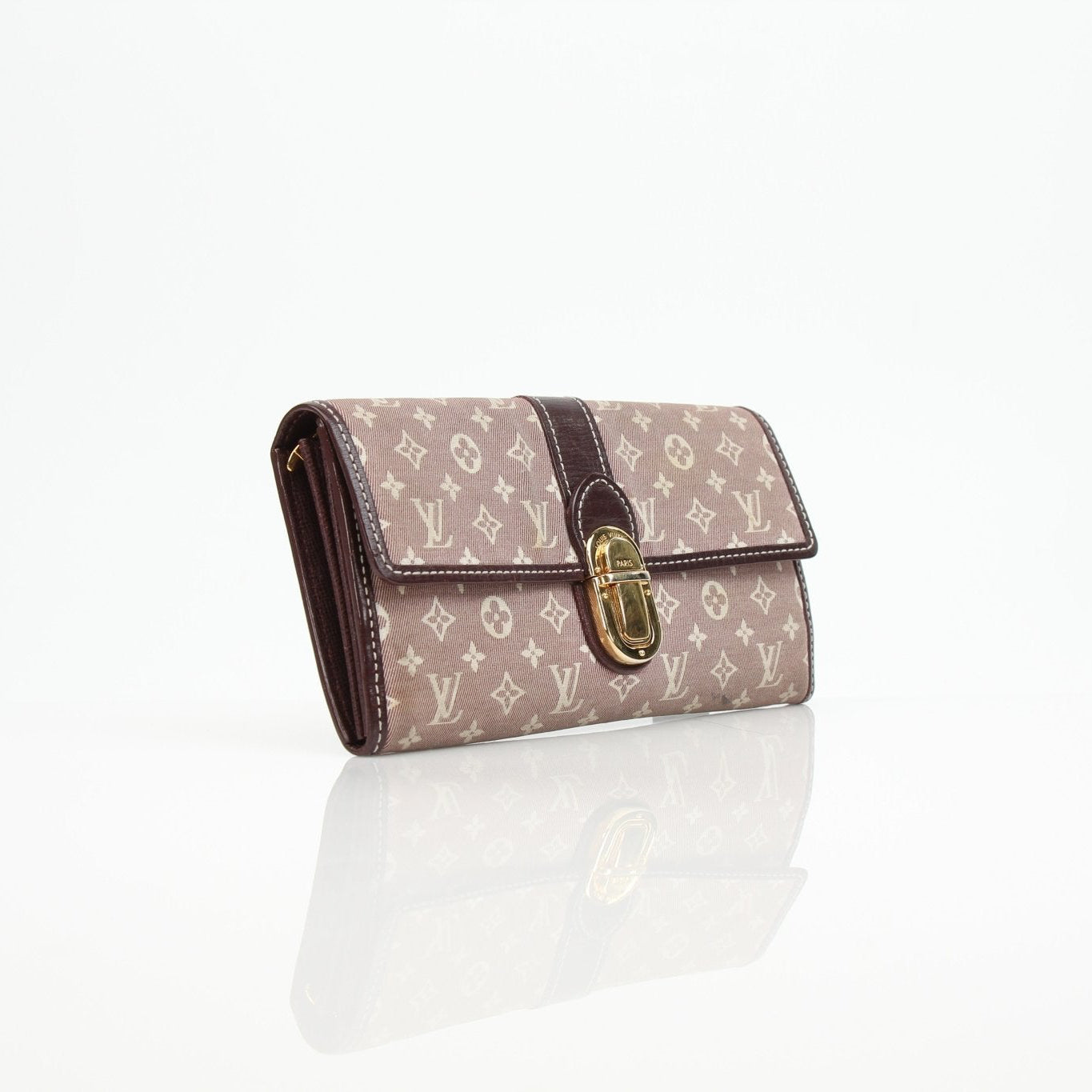 Louis Vuitton Sarah Monogram Wallet with gold-tone hardware and multiple card slots, featuring iconic LV monogram pattern.