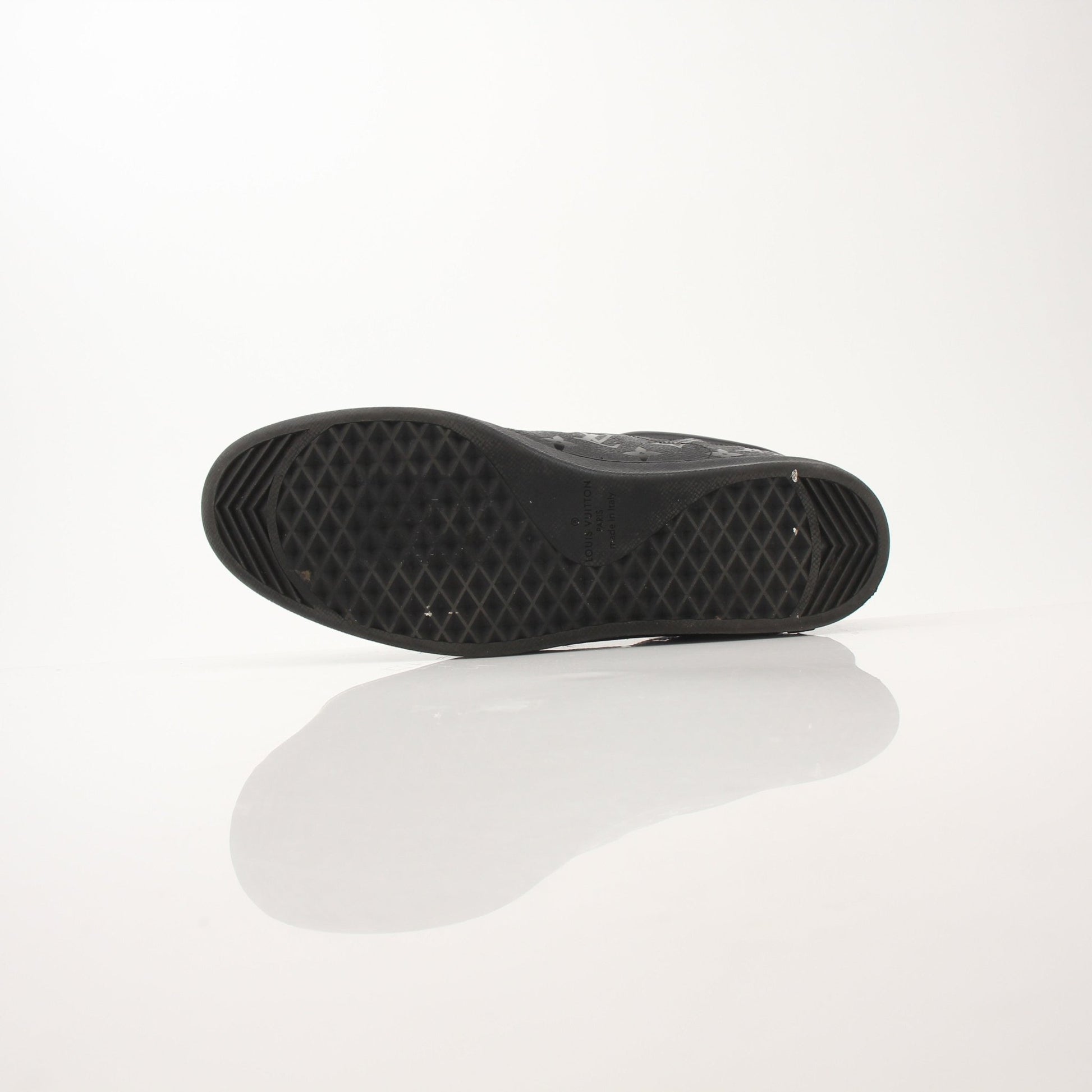 Louis Vuitton Luxembourg sneakers by Gold & Beyond, stylish shoes with a sleek design and luxury branding, shown on a white background.