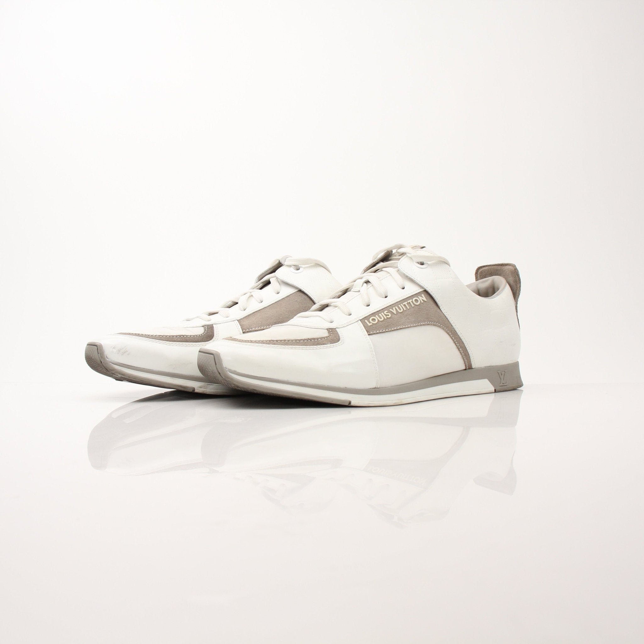 Gold & Beyond Louis Vuitton Damier trainers, stylish shoes with signature checkerboard pattern and comfortable design.