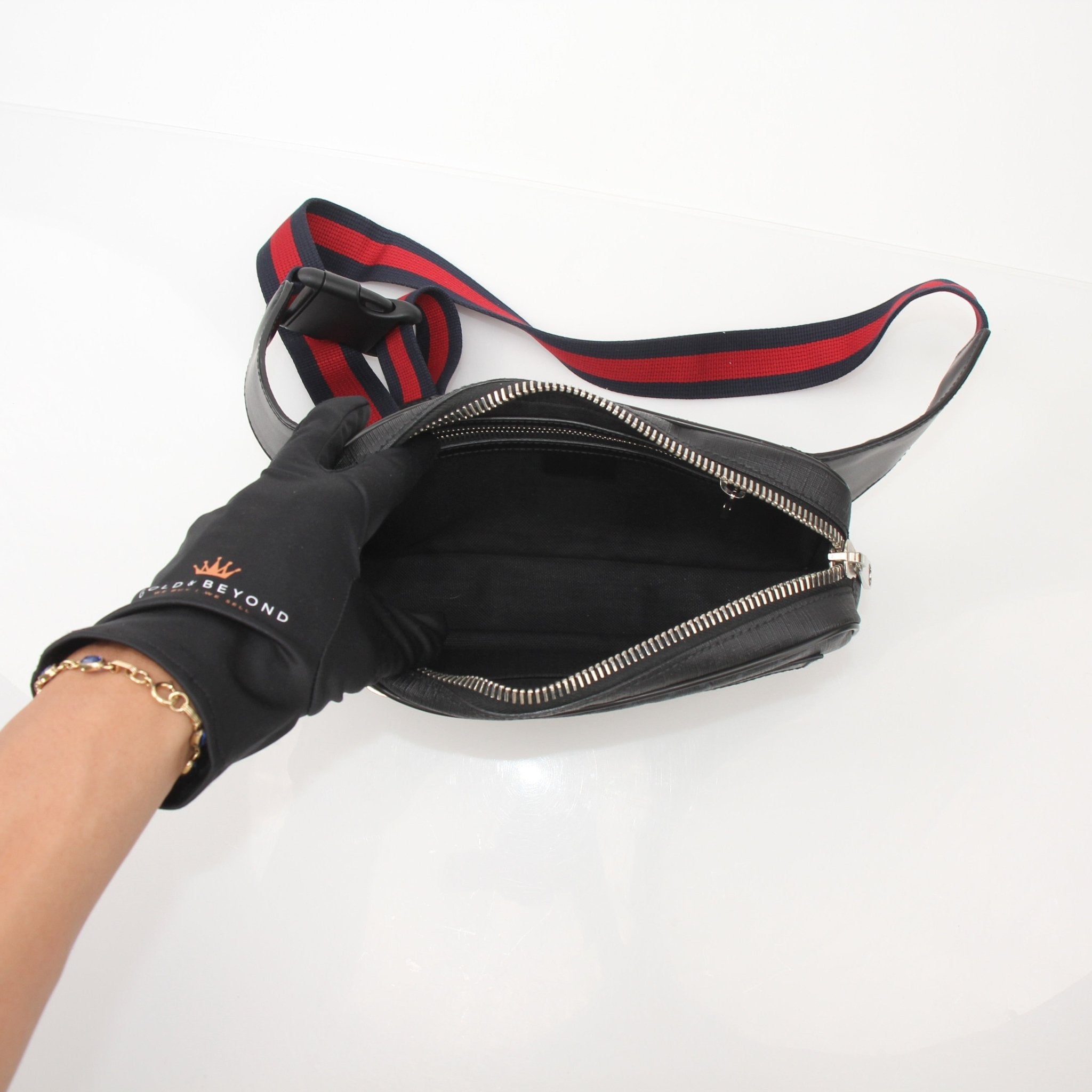 Gucci GG Supreme monogram web belt bag with gold hardware and adjustable strap, casual designer handbag for everyday use