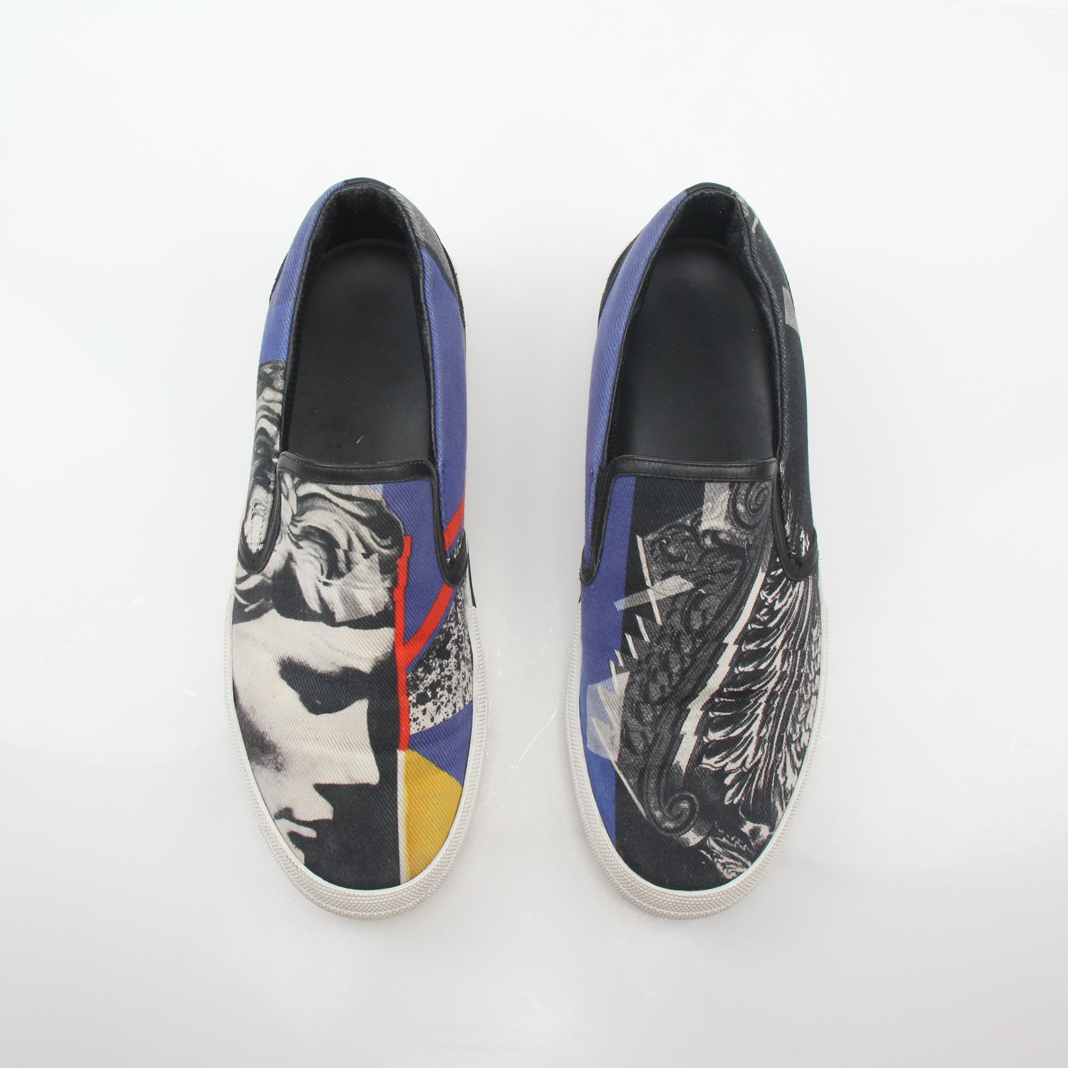 Gold & Beyond Versace men's graphic print canvas slip-on sneakers with bold design and comfortable shoe style.