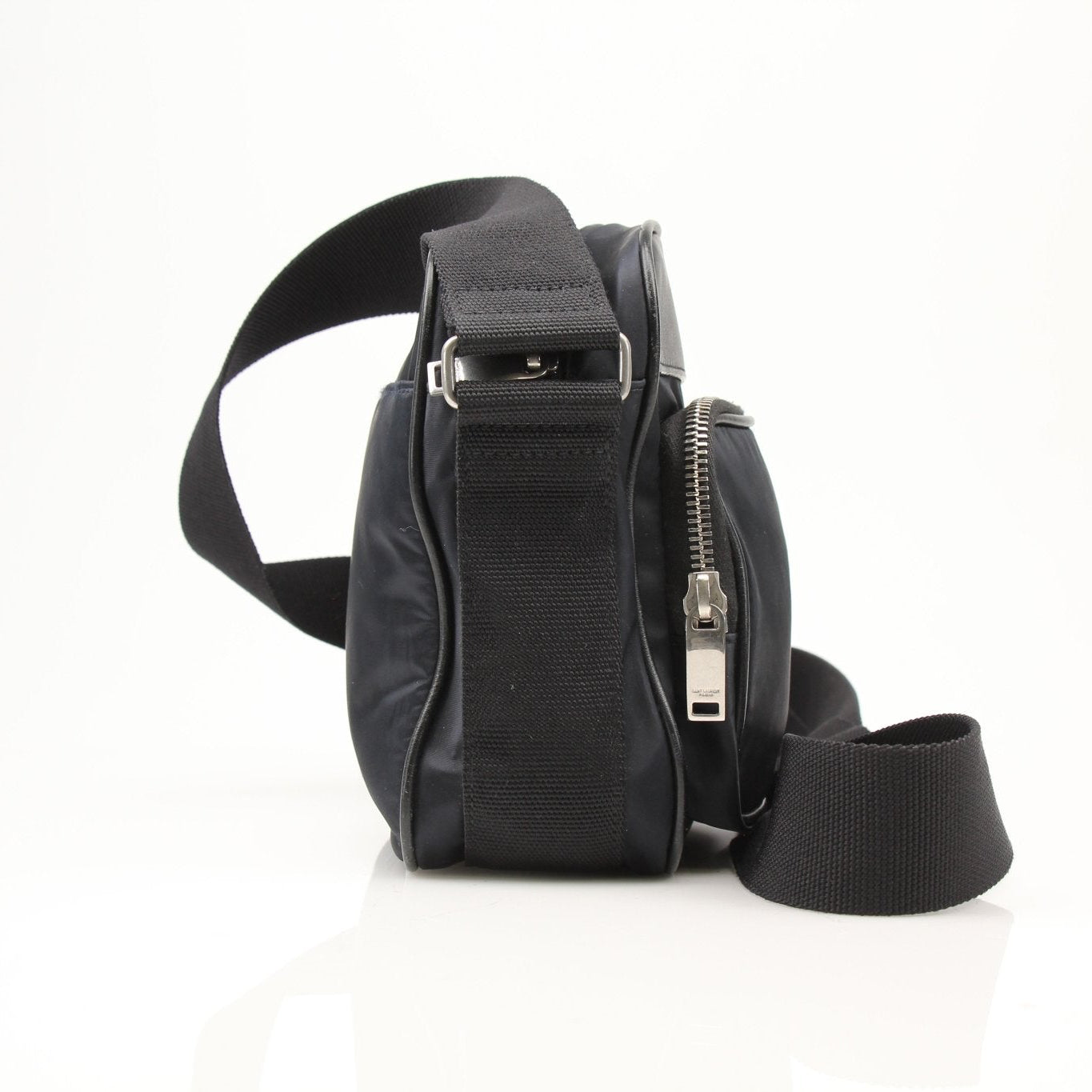 Black leather YSL shoulder bag designed for travel, featuring sleek style and gold hardware from Gold & Beyond.