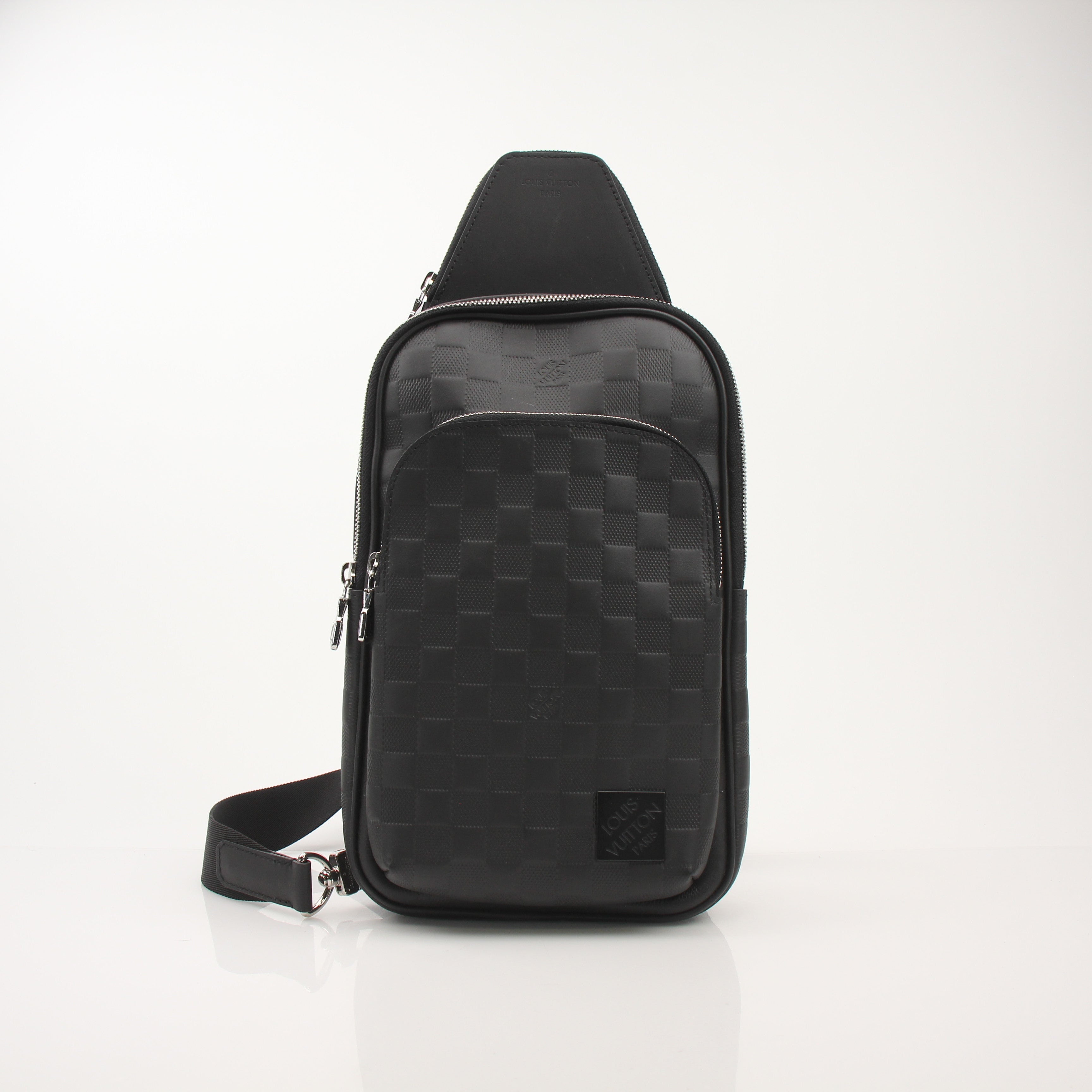 Louis Vuitton Avenue Slingbag NM