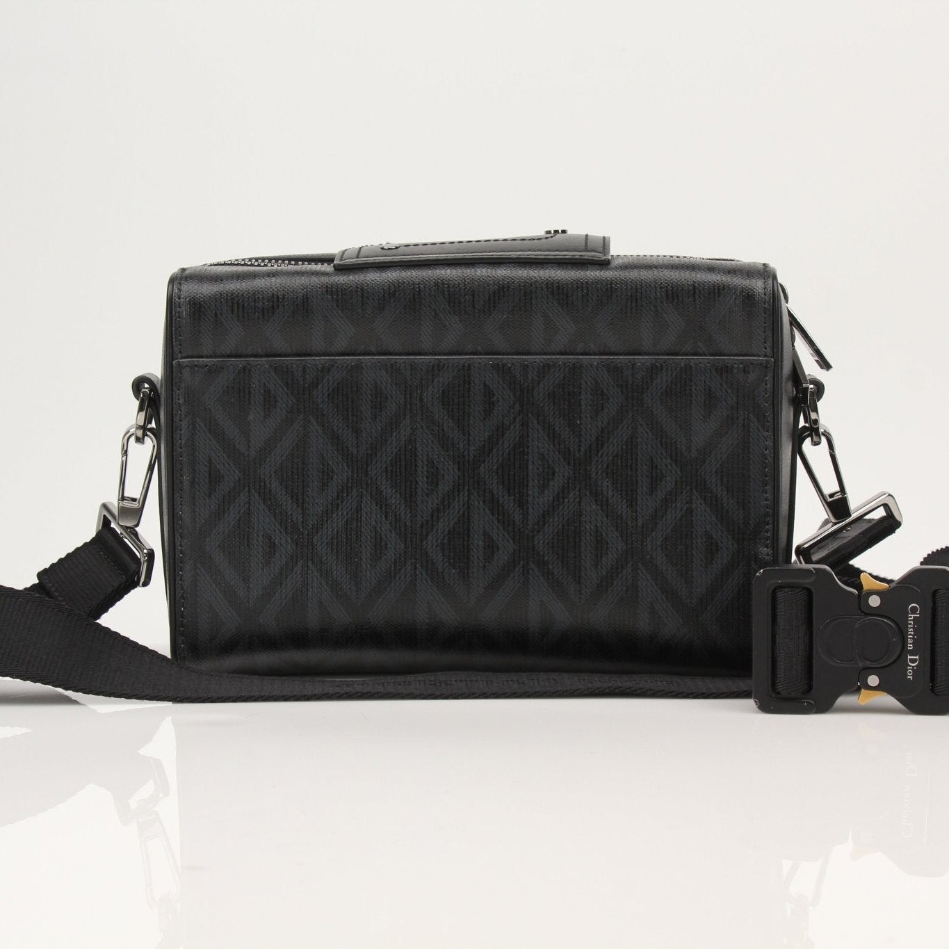 Christian Dior Lignot 22 handbag with gold hardware, featuring a sleek design and elegant leather finish.