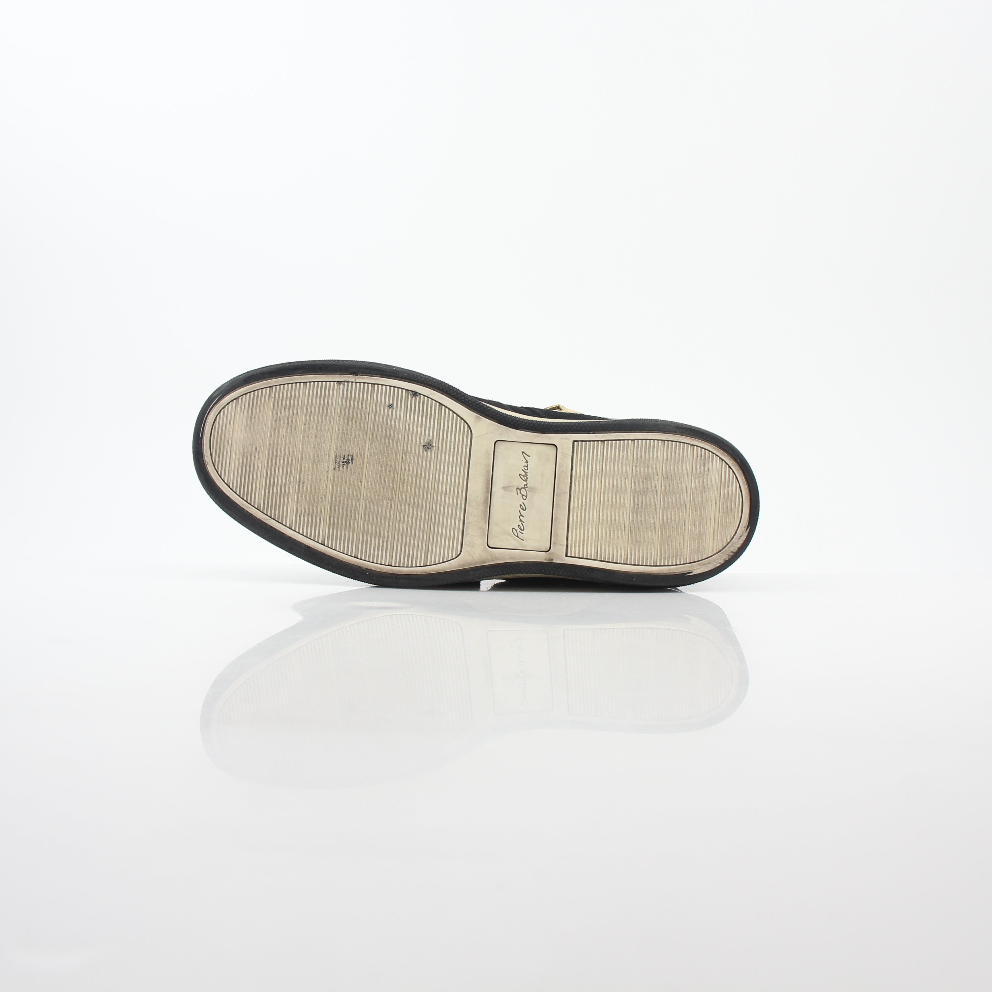 Gold & Beyond Pierre Balmain black multi-strap high-top sneakers with stylish design and high-top shoe structure.