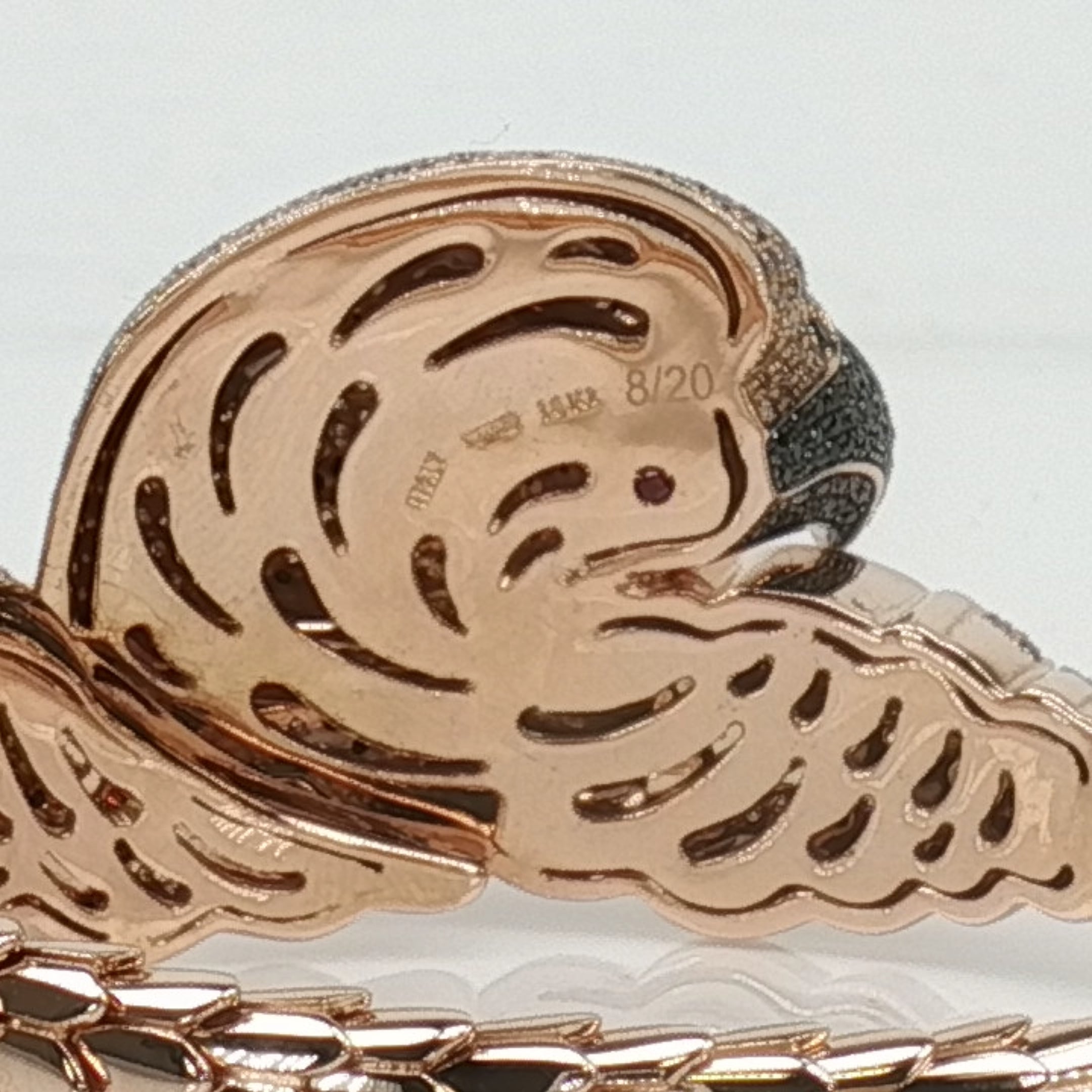 Roberto Coin Falcon Diamond bracelet featuring gold jewelry with sparkling diamonds on a delicate chain.