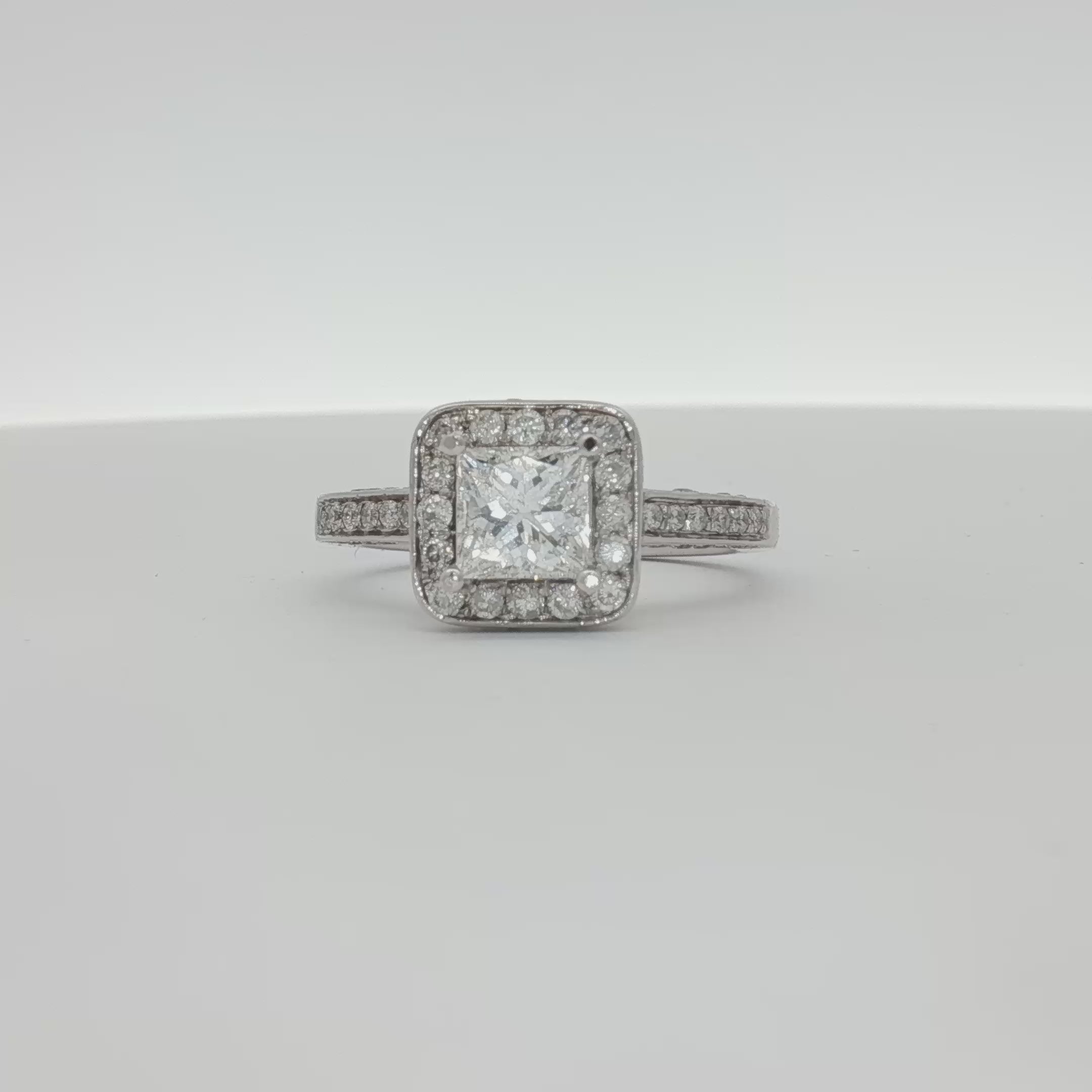 Load video: 18K White Gold Diamond Ring