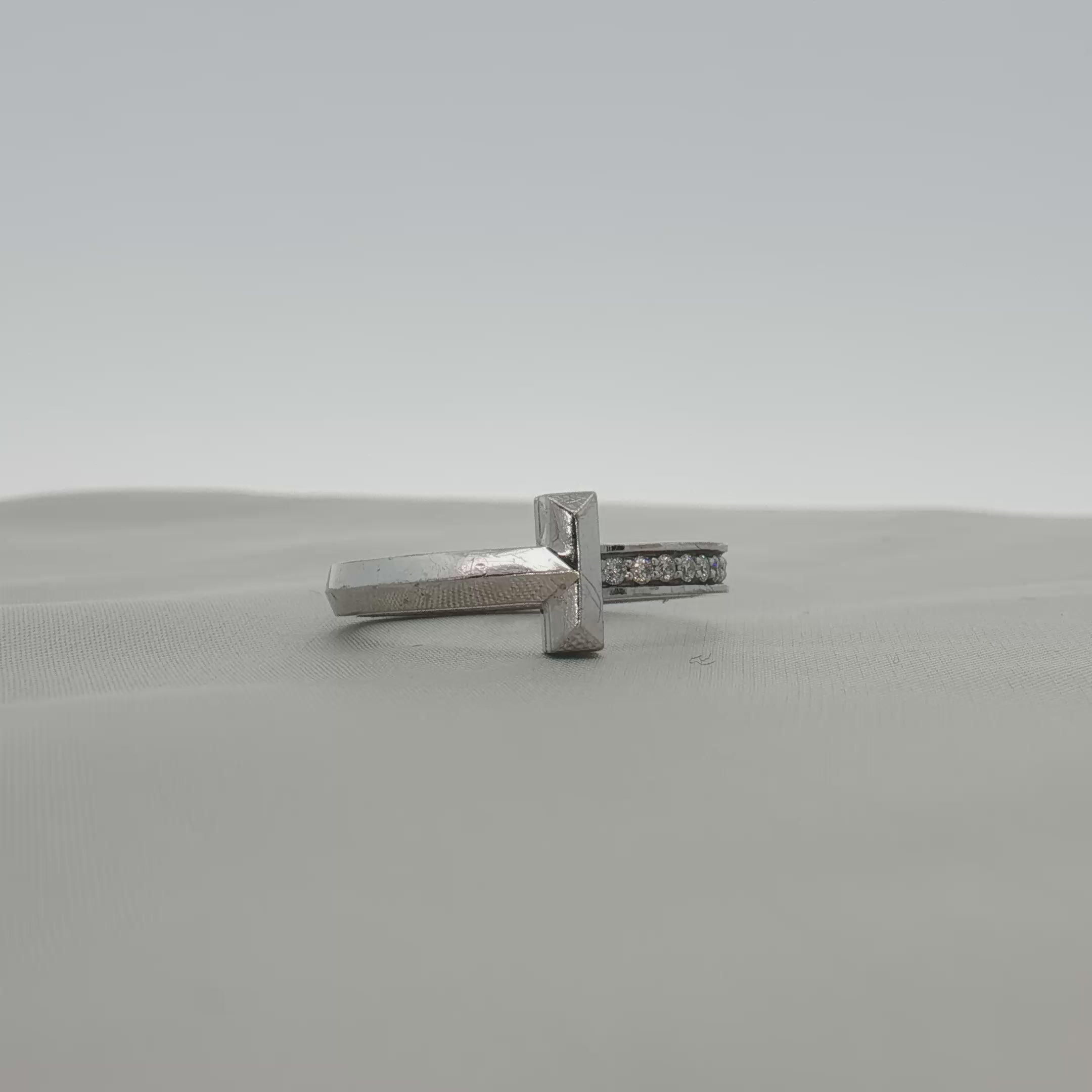 Load video: Tiffany &amp; Co. Return to Tiffany T Diamond Ring