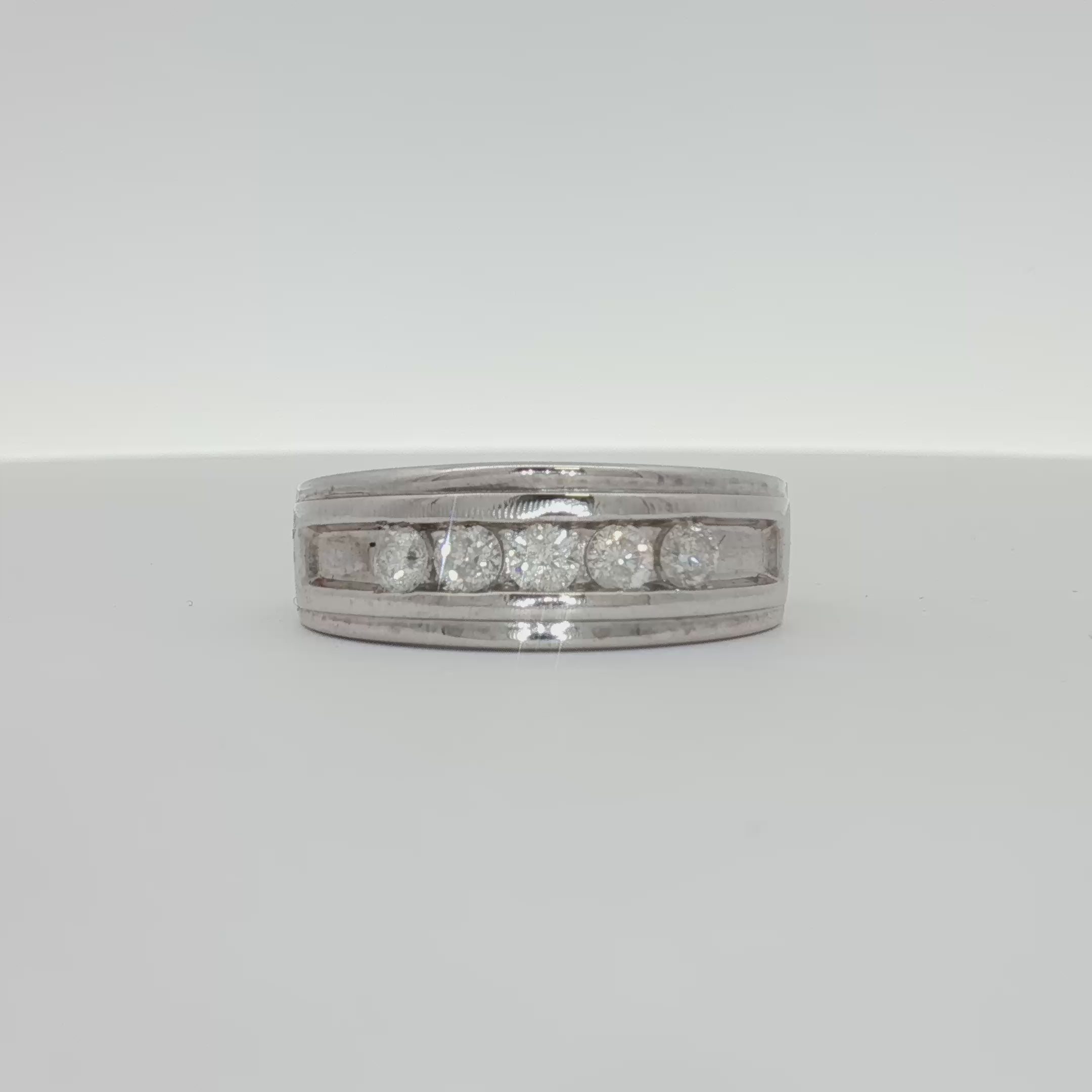 Load video: 10K White Gold Diamond Men’s Wedding Band